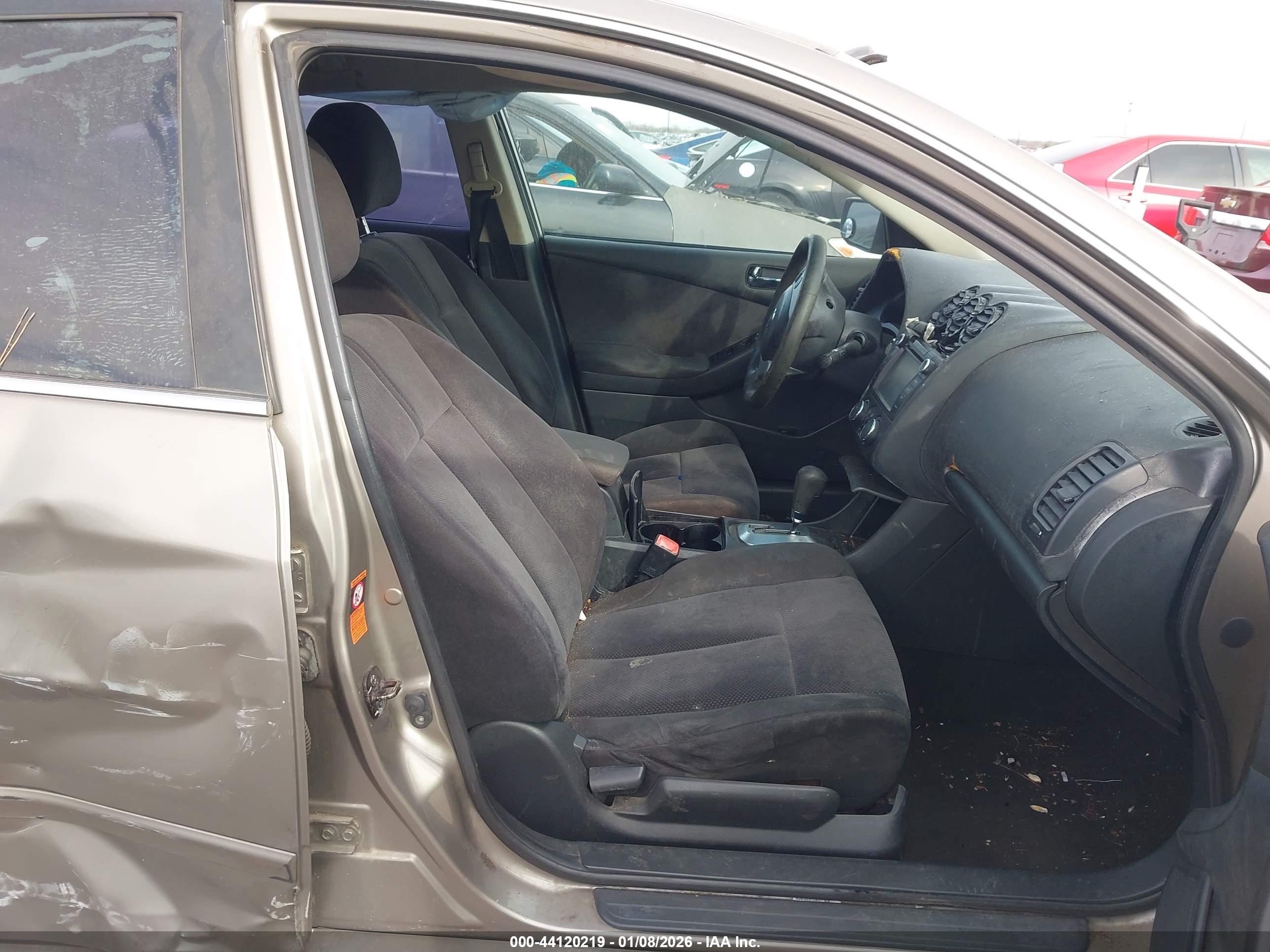 NISSAN ALTIMA image 5