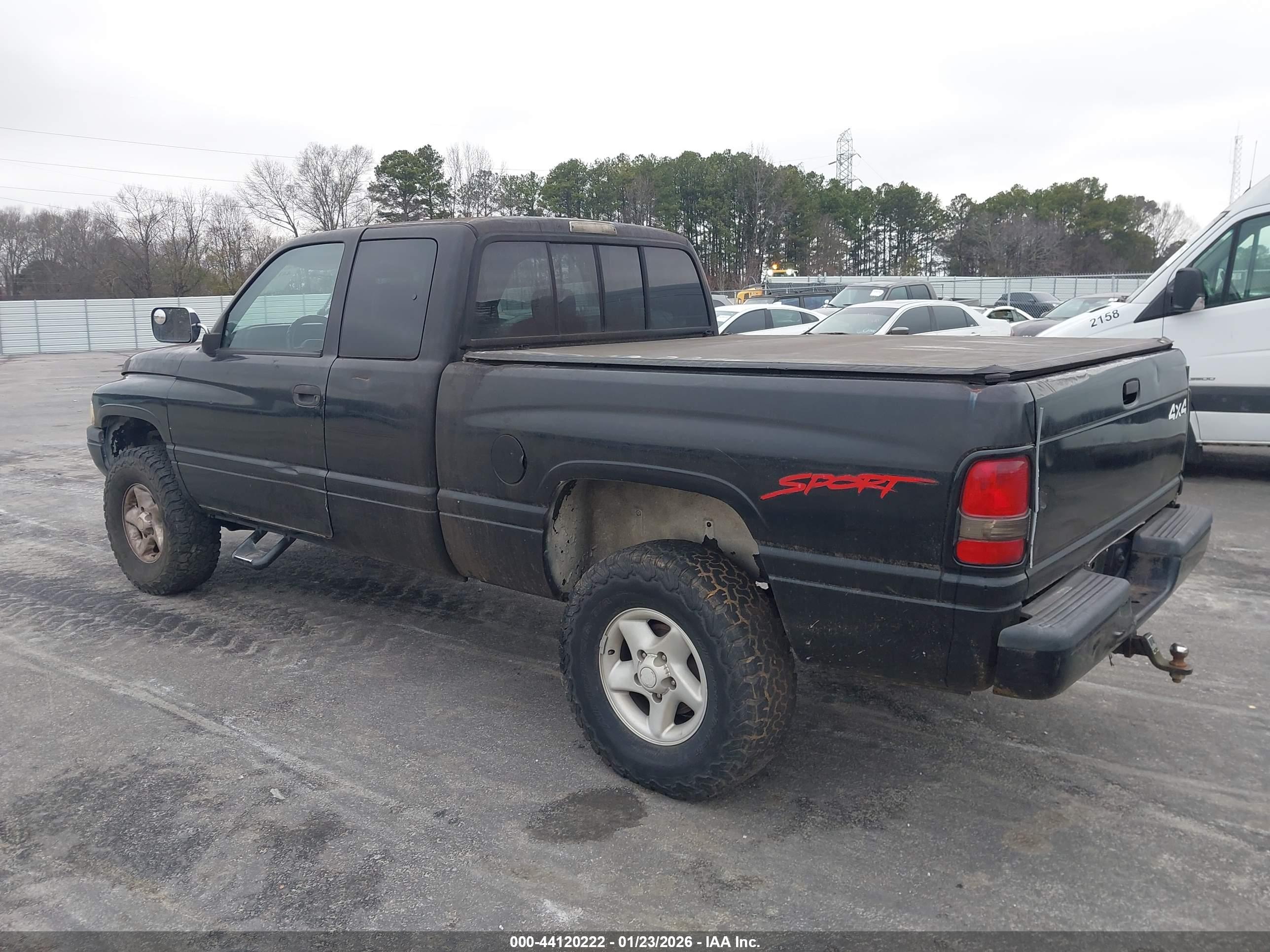 DODGE RAM image 3
