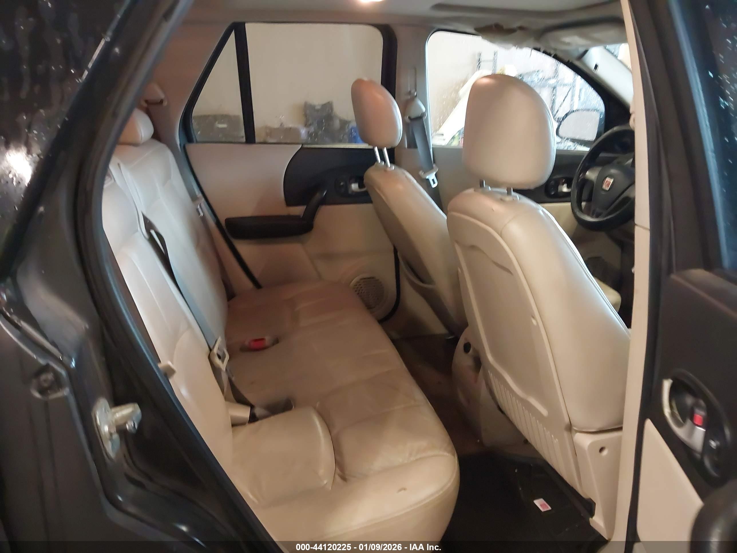 SATURN VUE image 8
