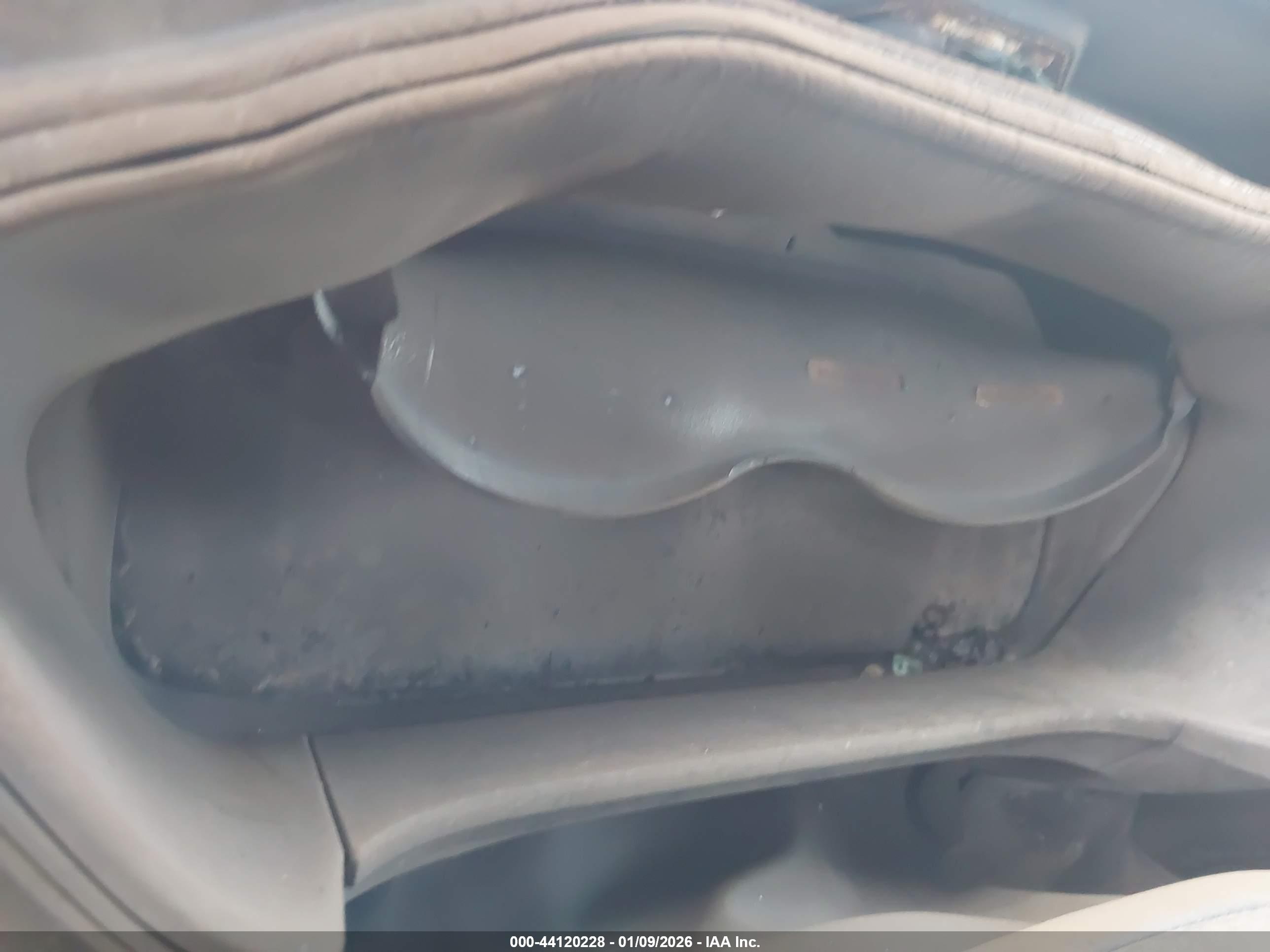 FORD ESCAPE image 7