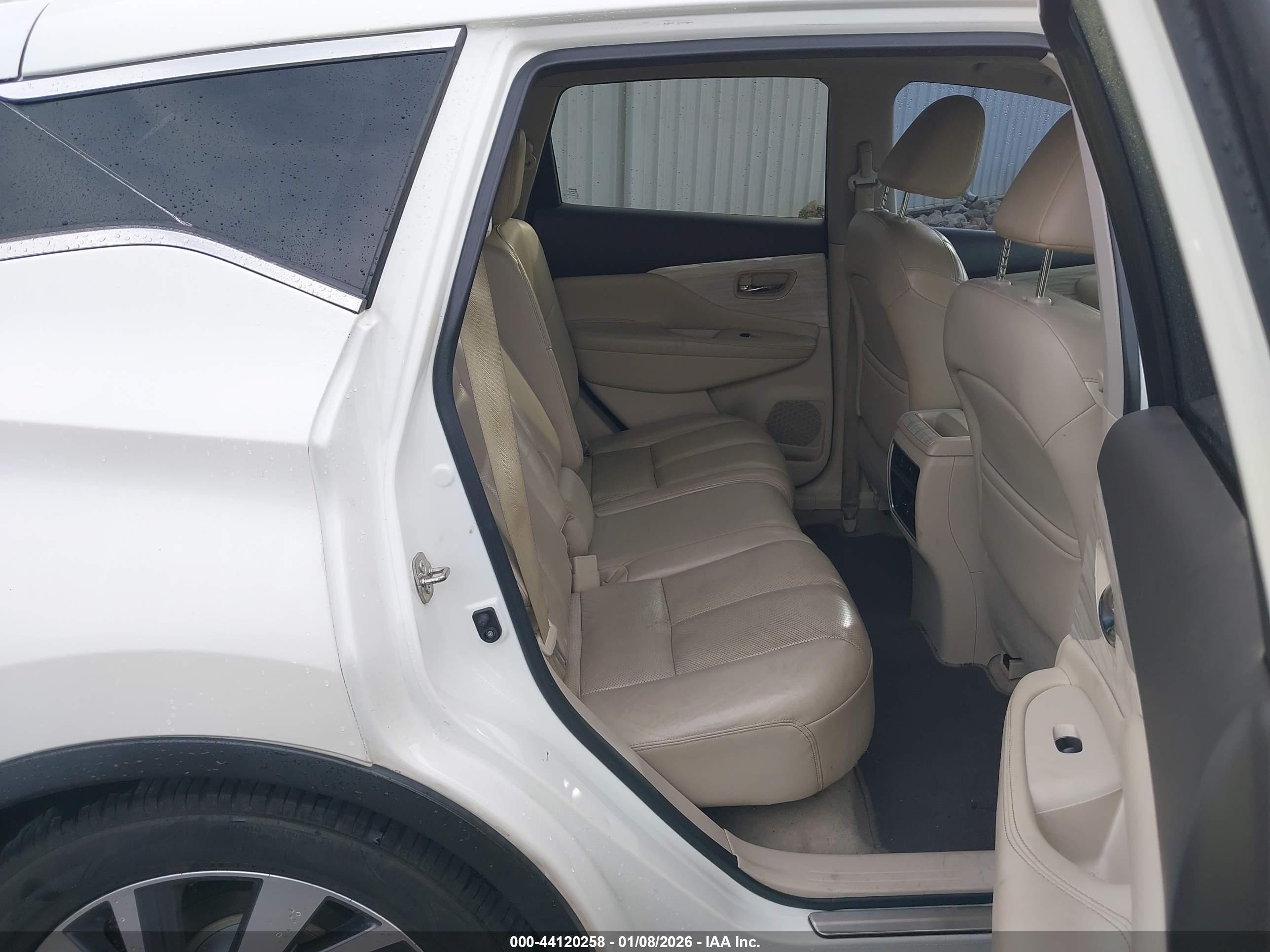 NISSAN MURANO image 8