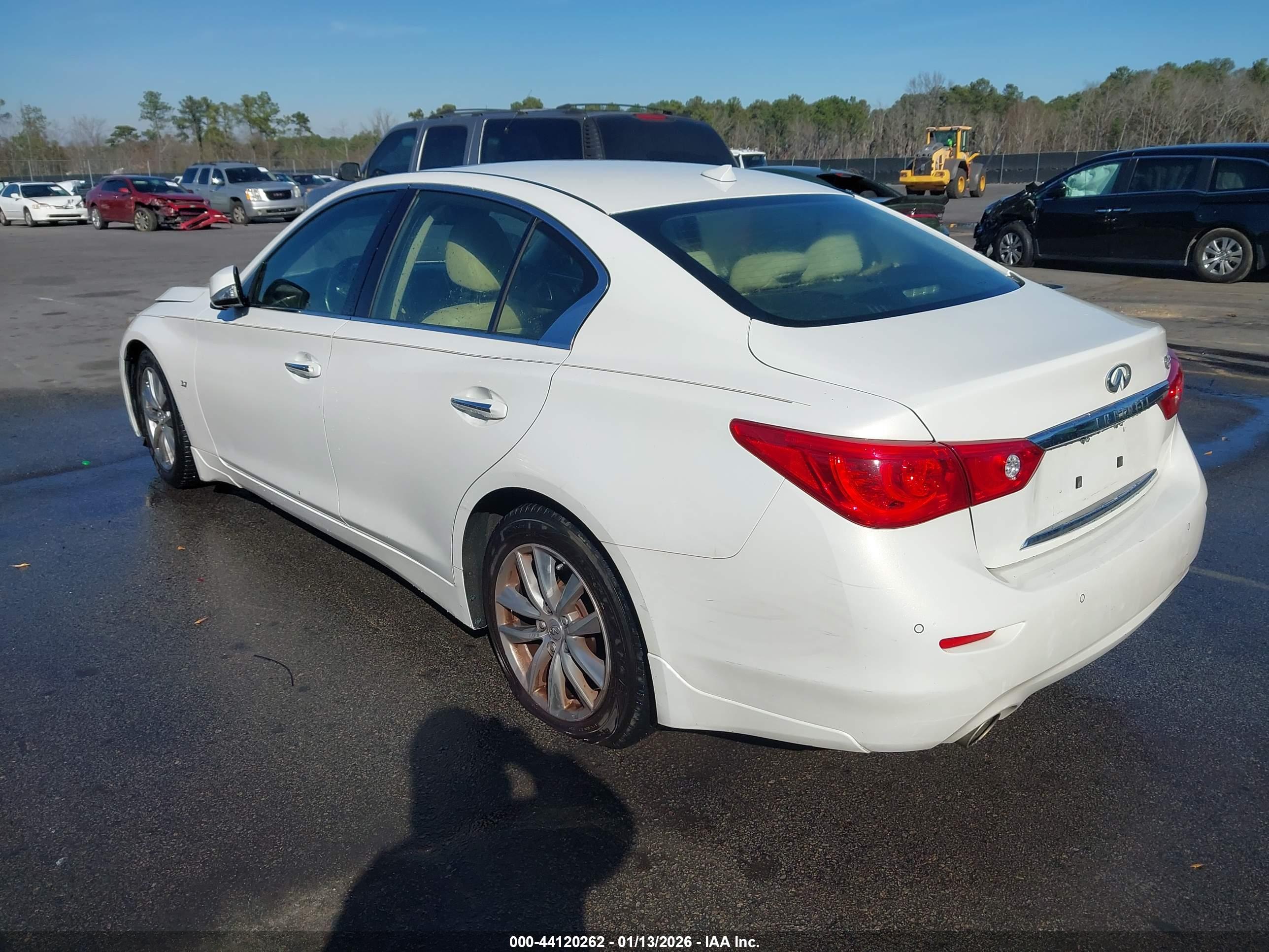 INFINITI Q50 image 3