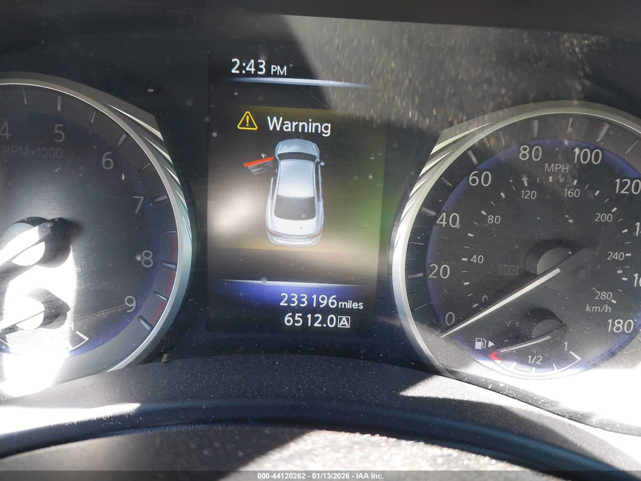 INFINITI Q50 image 7
