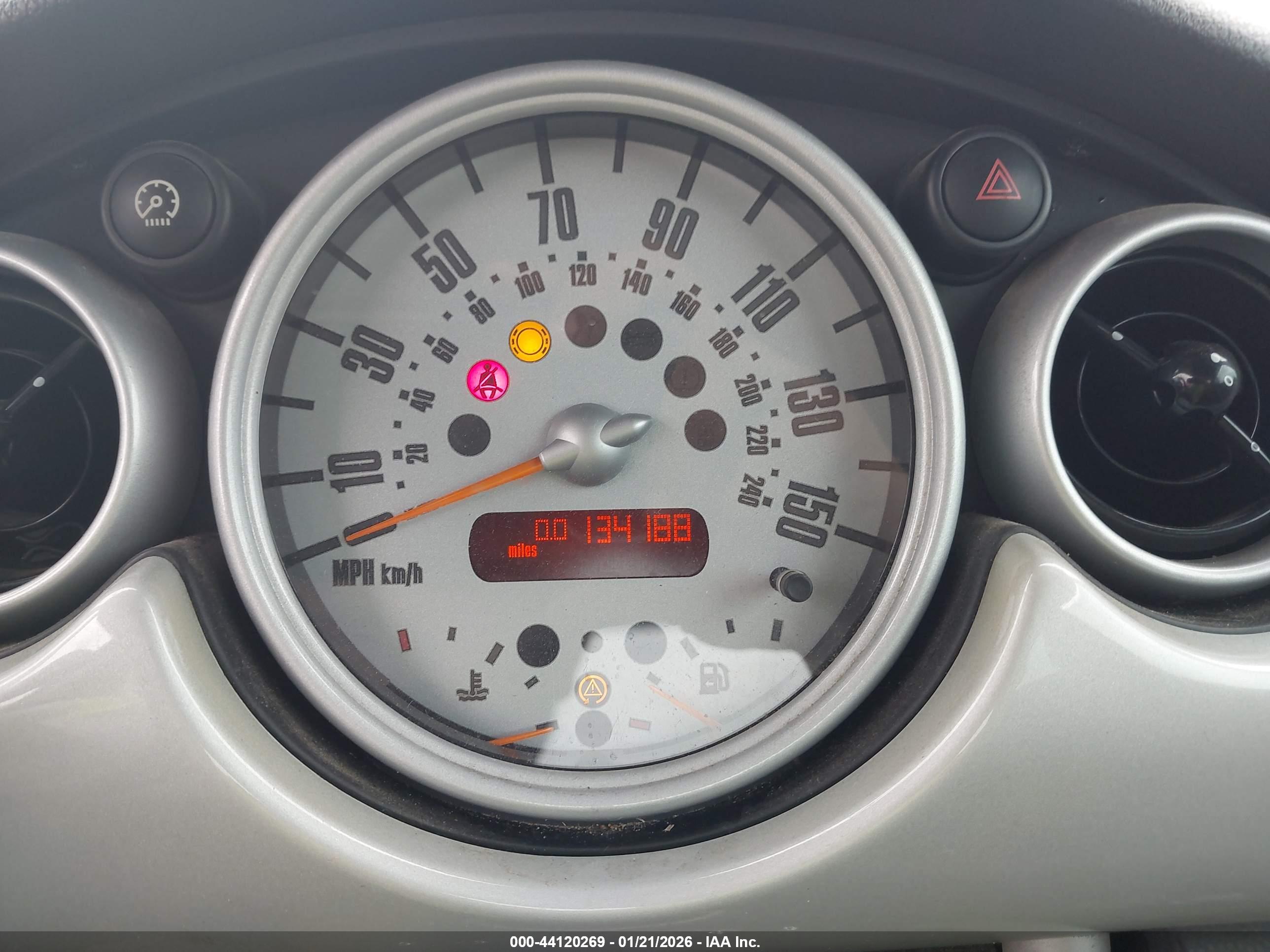 MINI COOPER image 7