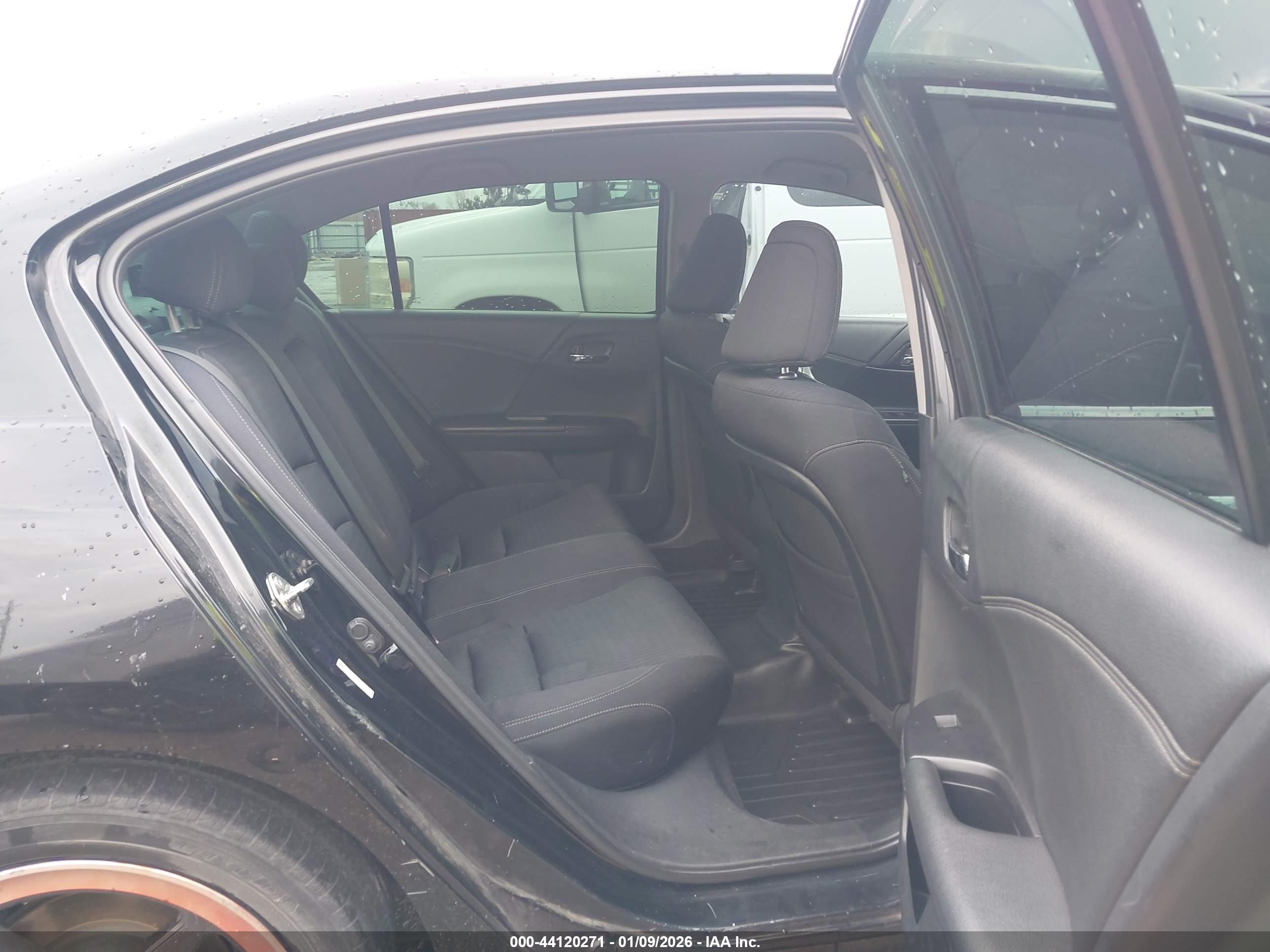 HONDA ACCORD image 8