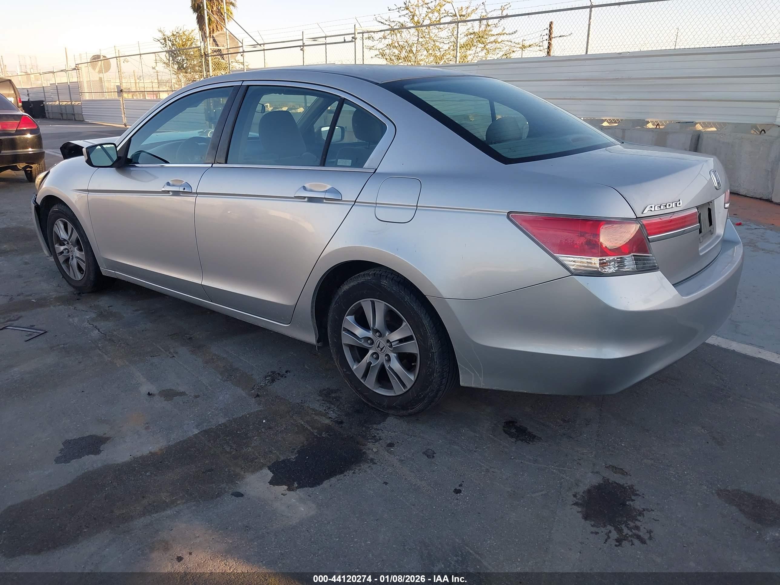 HONDA ACCORD image 3