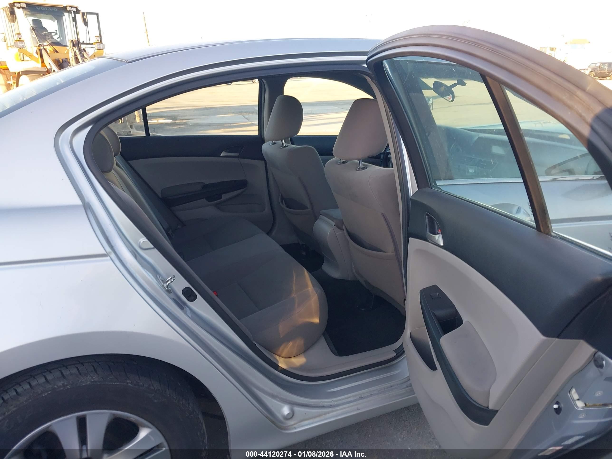 HONDA ACCORD image 8