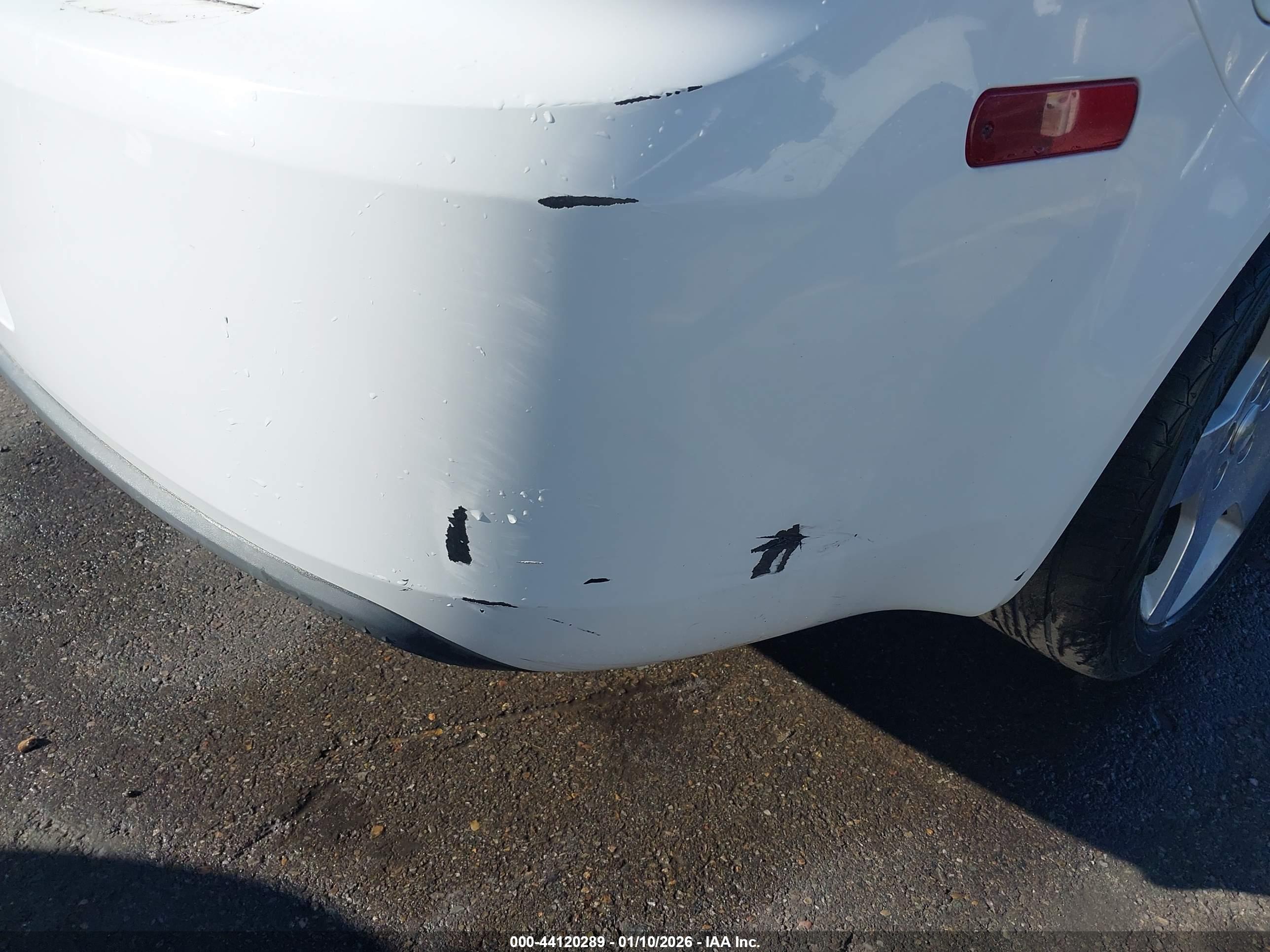 CHEVROLET COBALT image 6