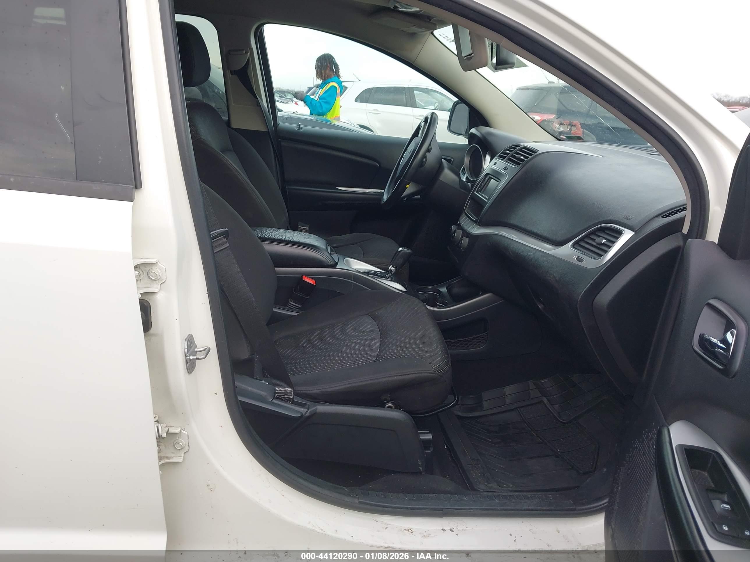 DODGE JOURNEY image 5