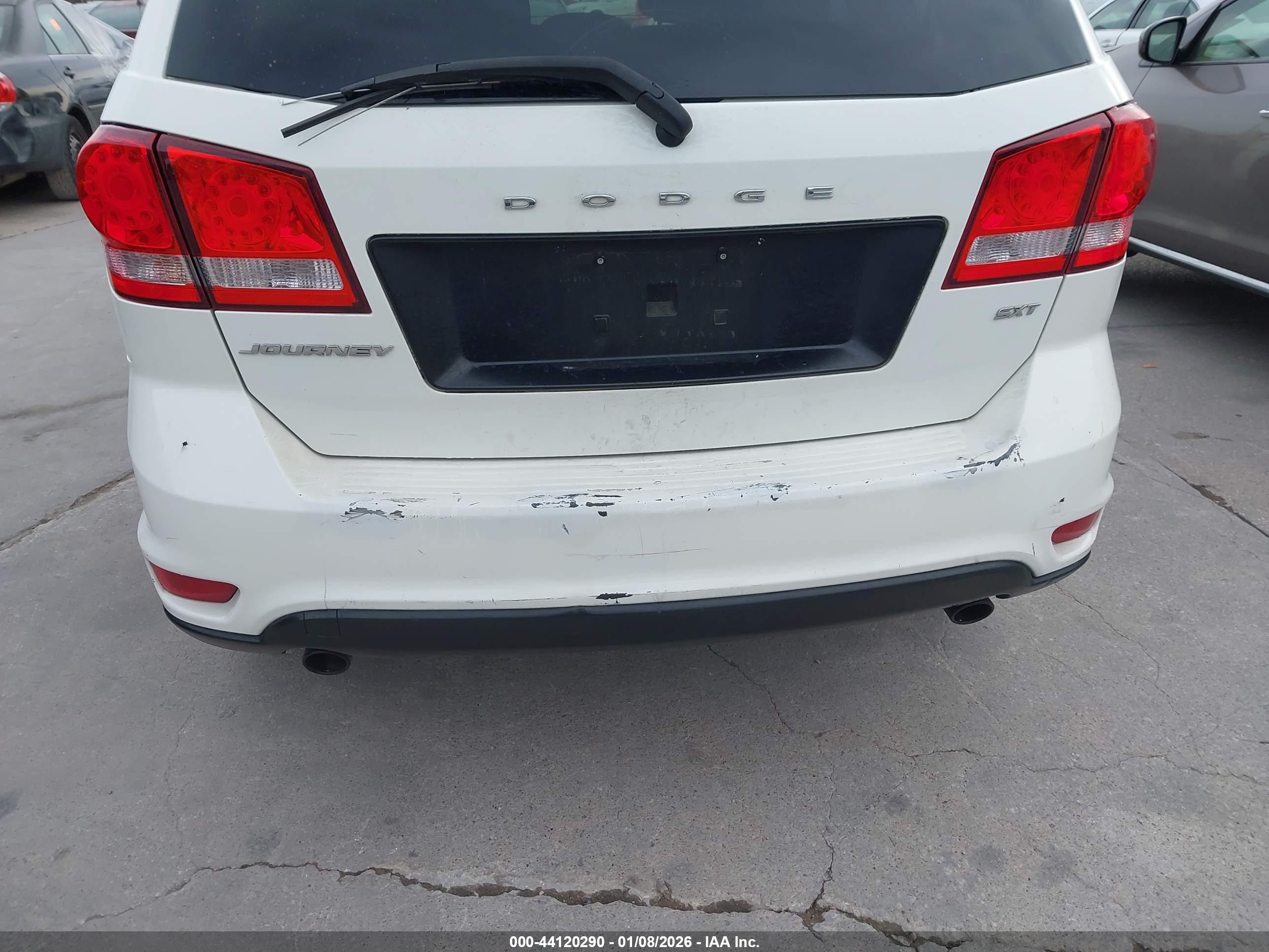 DODGE JOURNEY image 6