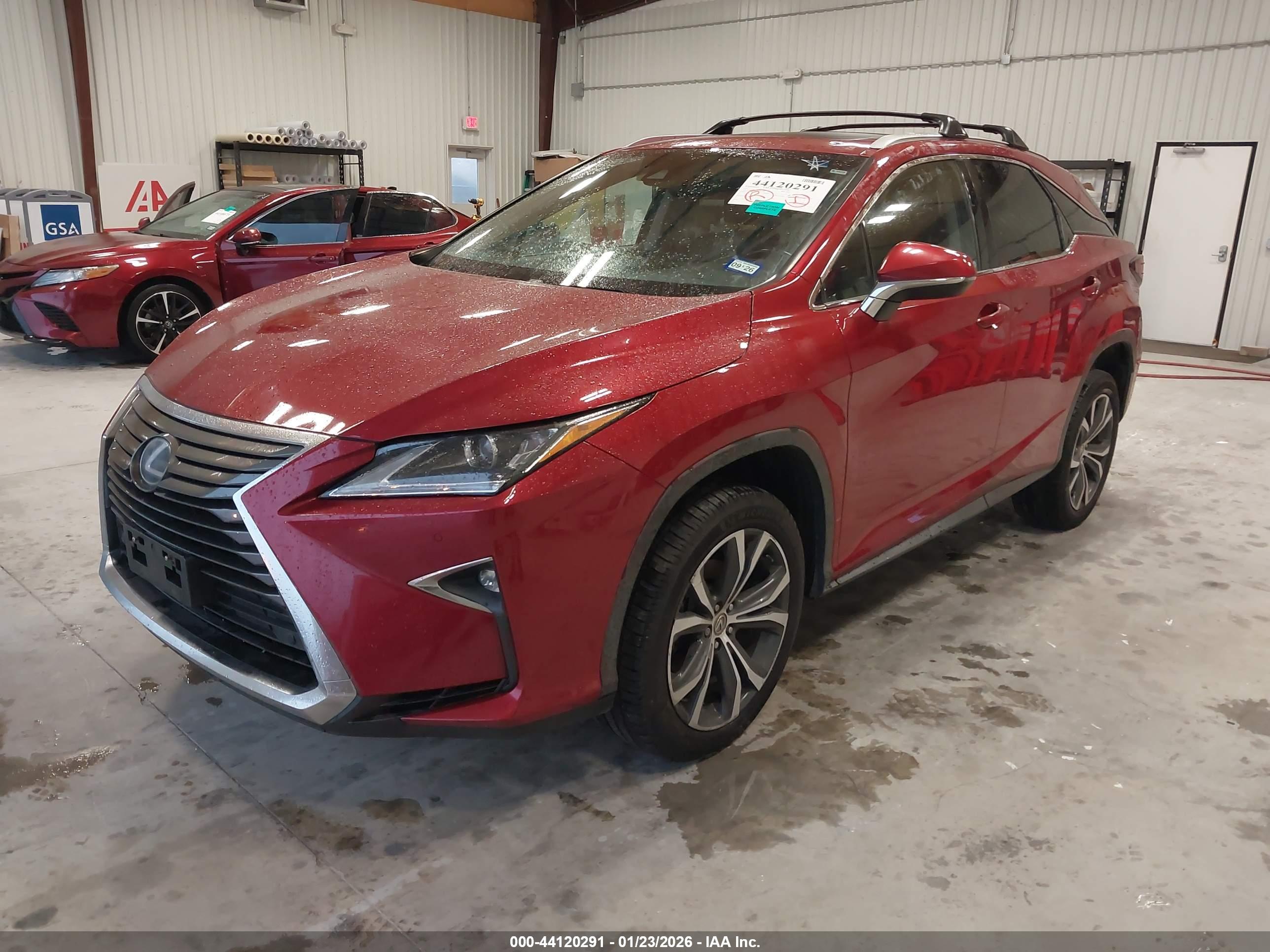 LEXUS RX image 2