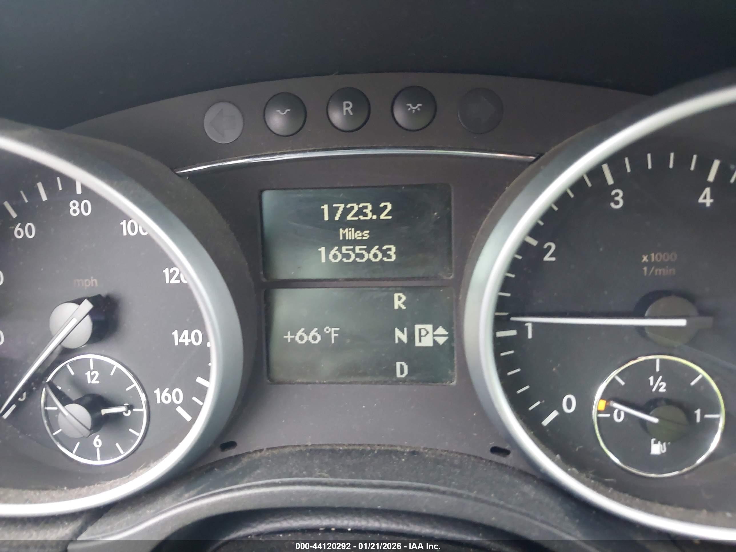 MERCEDES-BENZ GL image 7