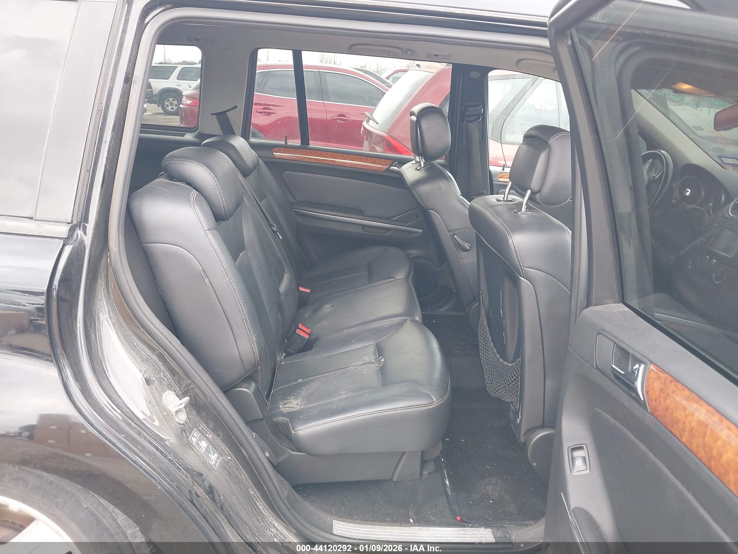 MERCEDES-BENZ GL image 8