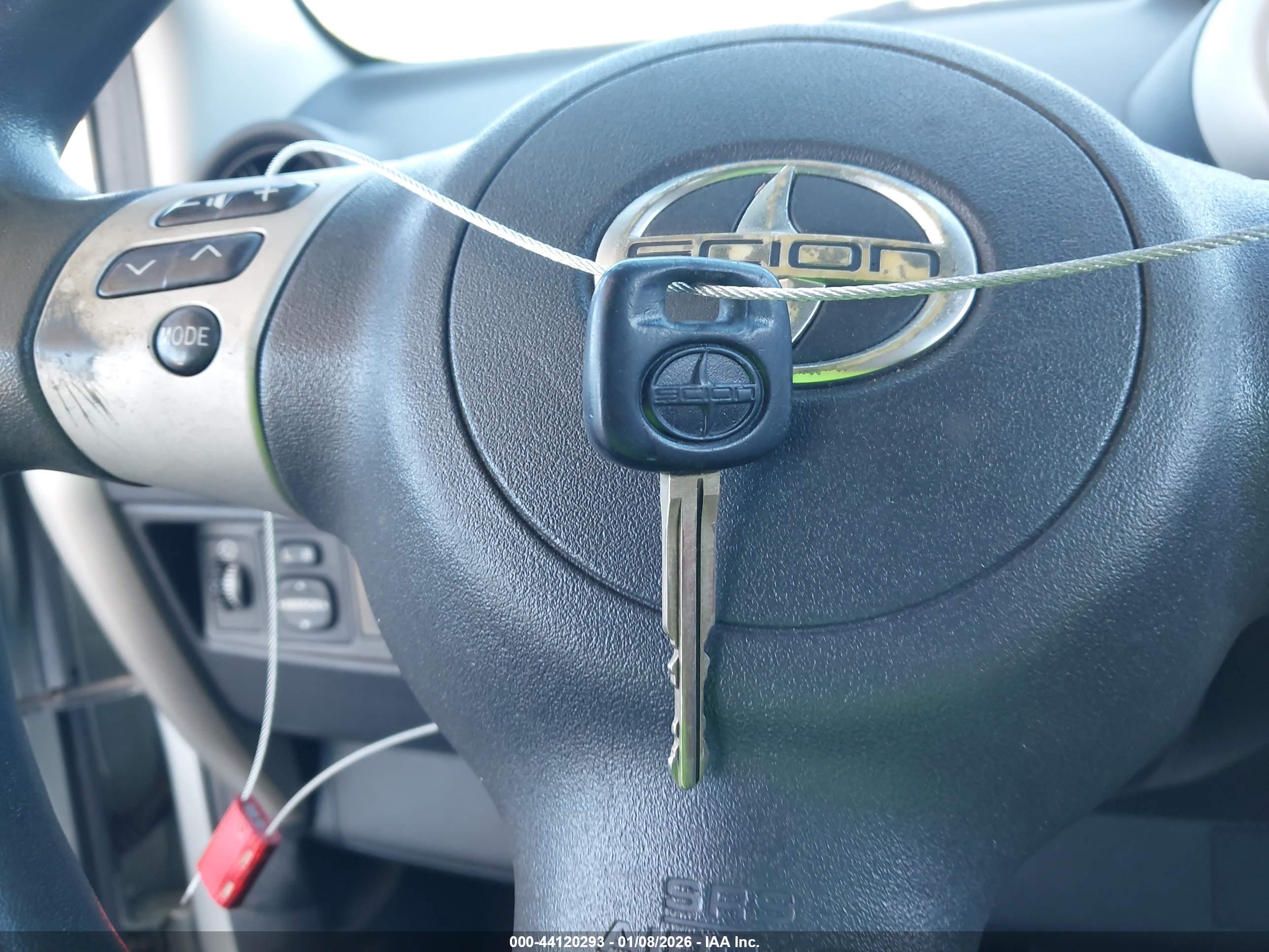 SCION XA image 11