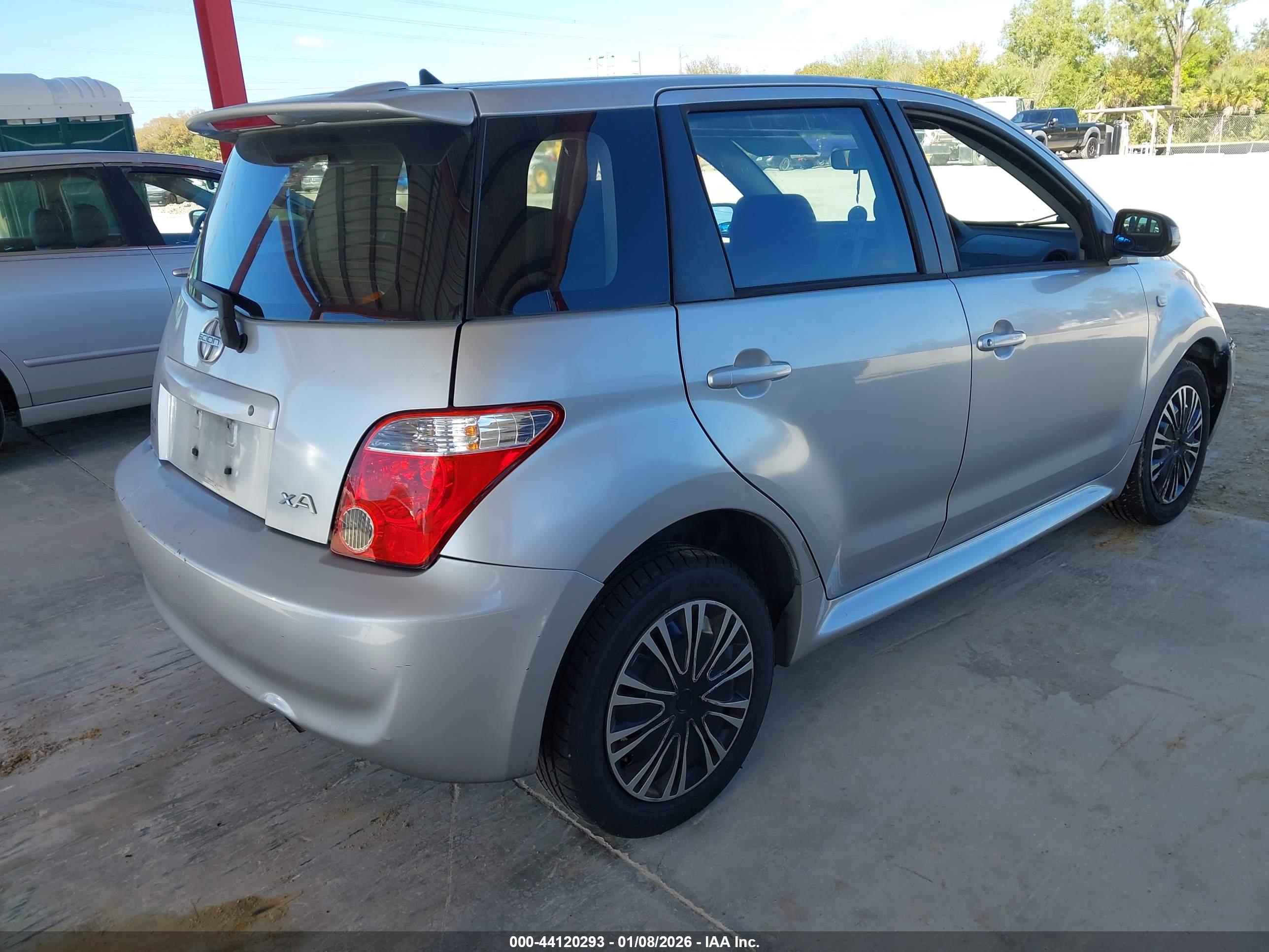 SCION XA image 4