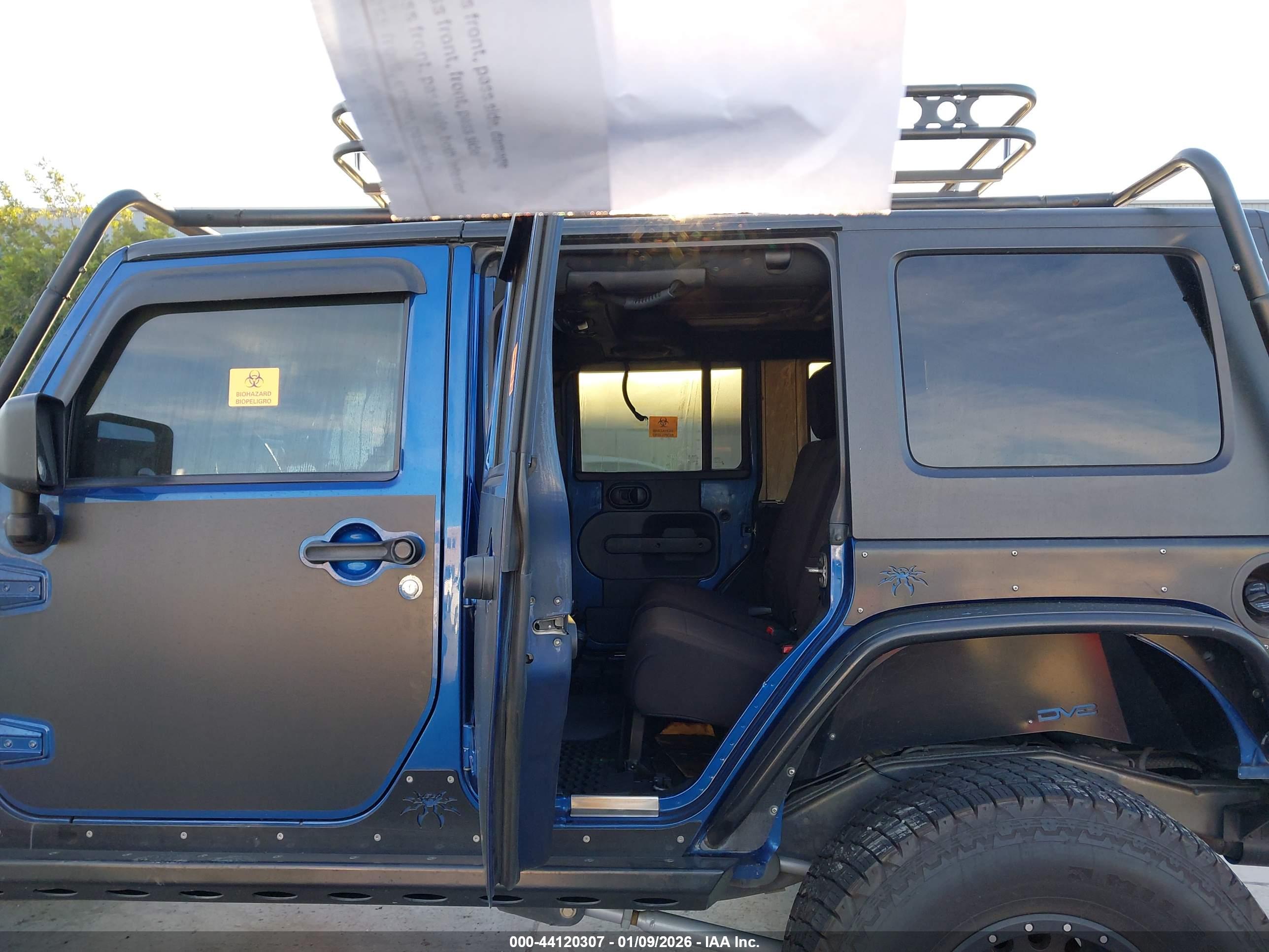 JEEP WRANGLER image 8