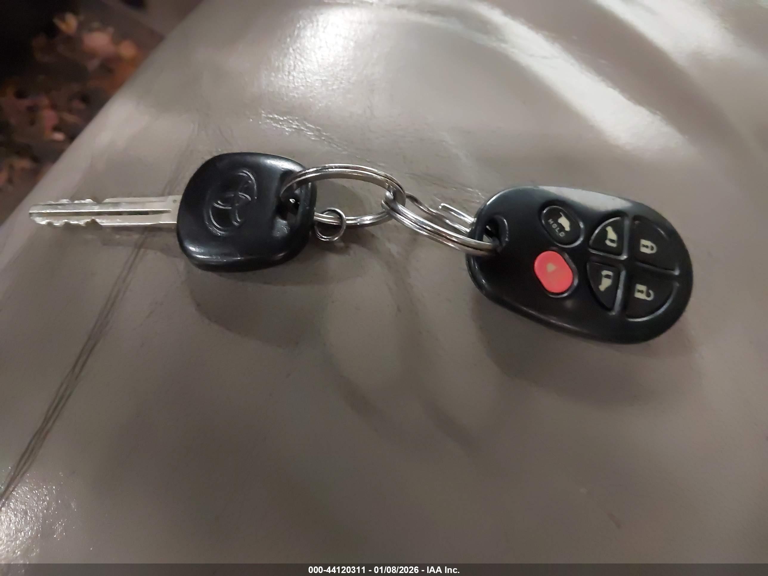 TOYOTA SIENNA image 11