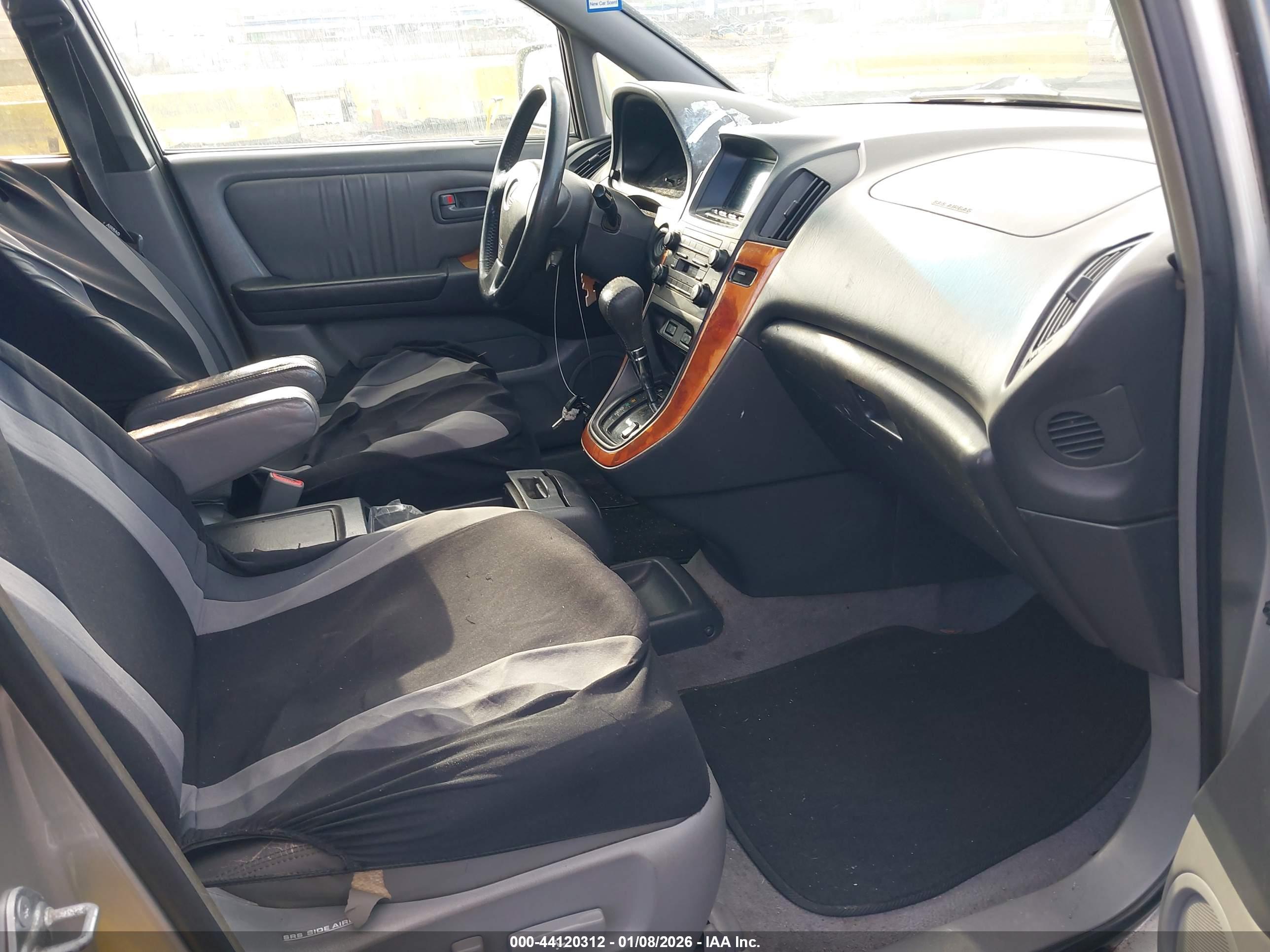 LEXUS RX image 5