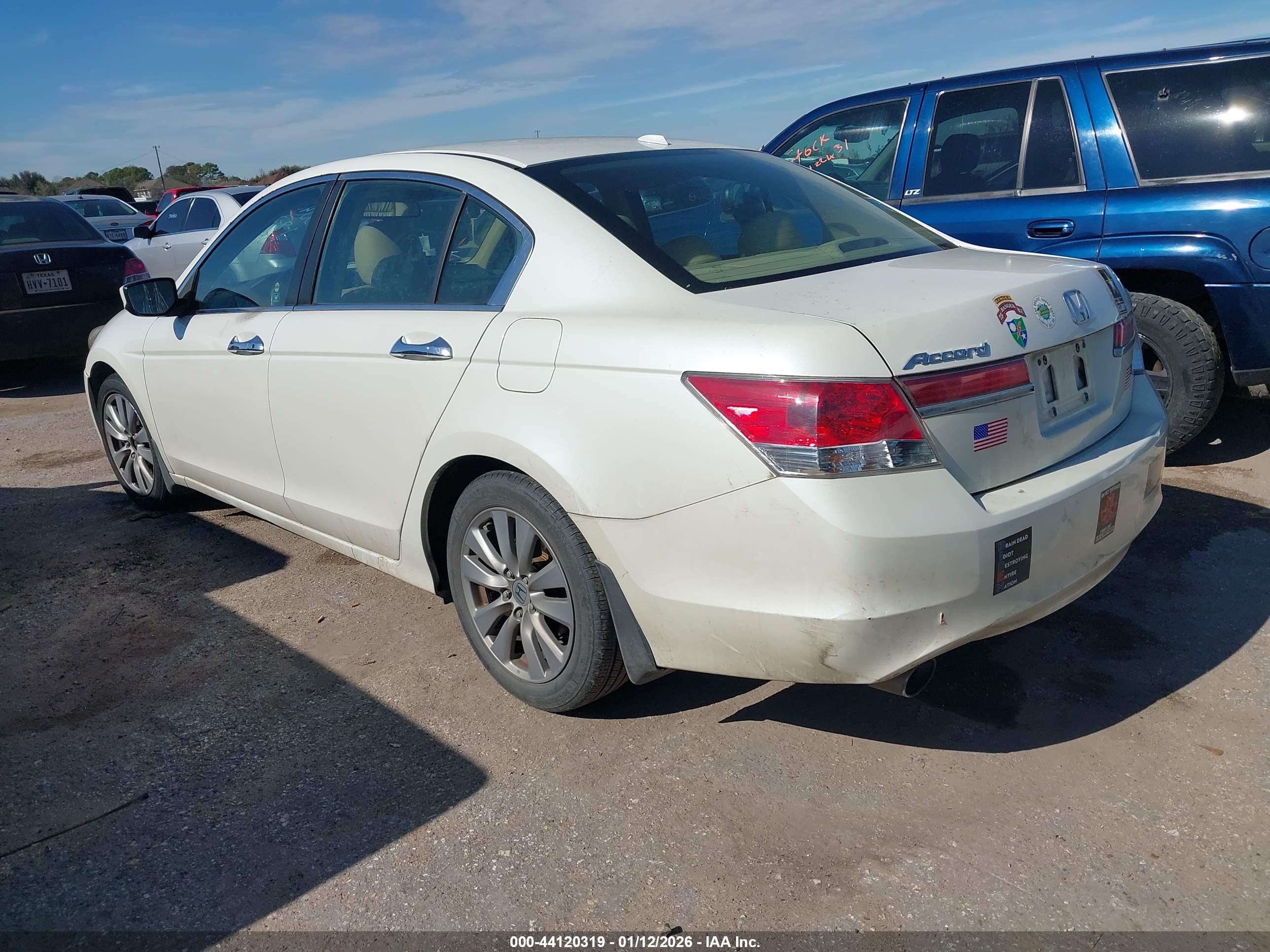 HONDA ACCORD image 3