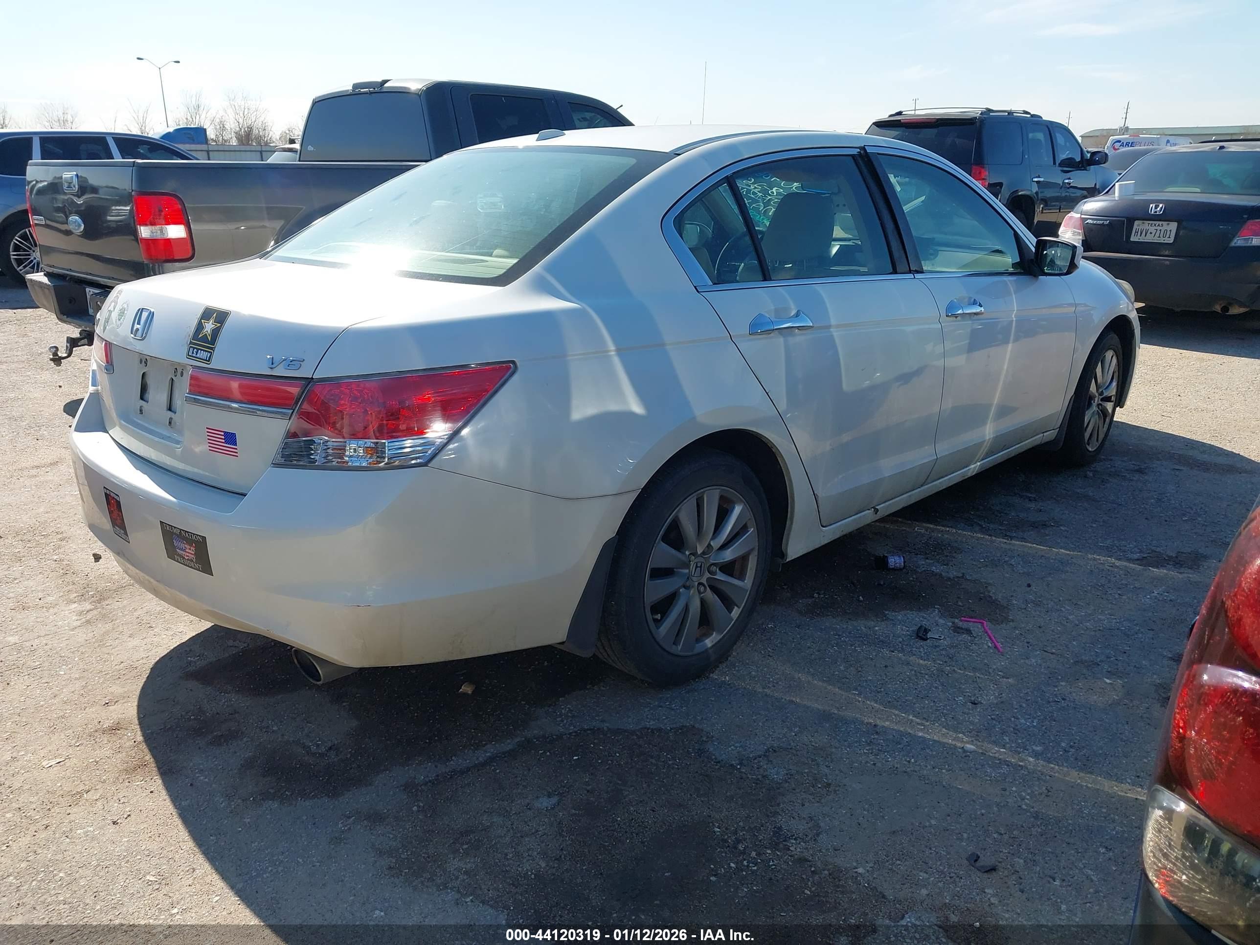 HONDA ACCORD image 4
