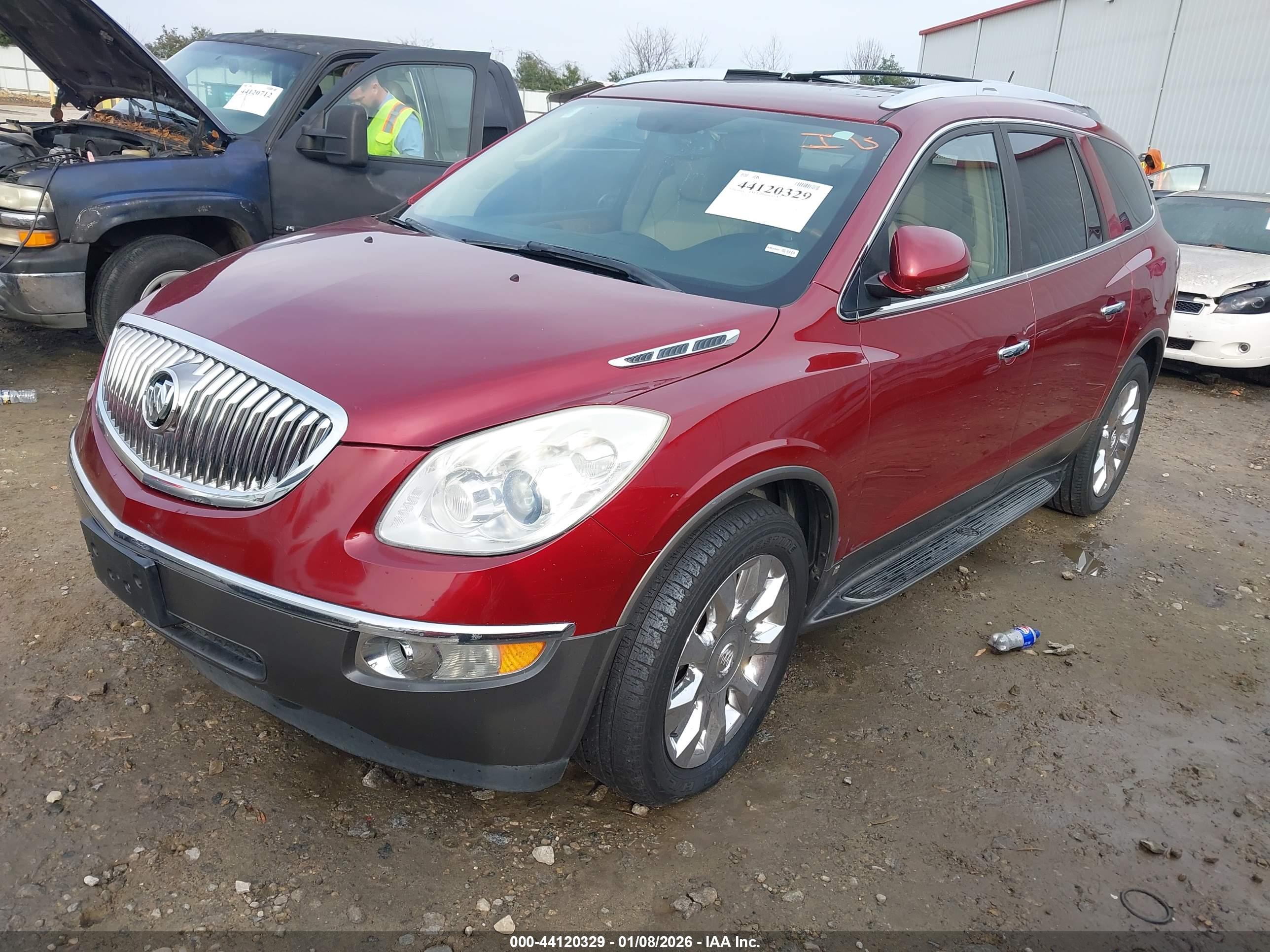 BUICK ENCLAVE image 2