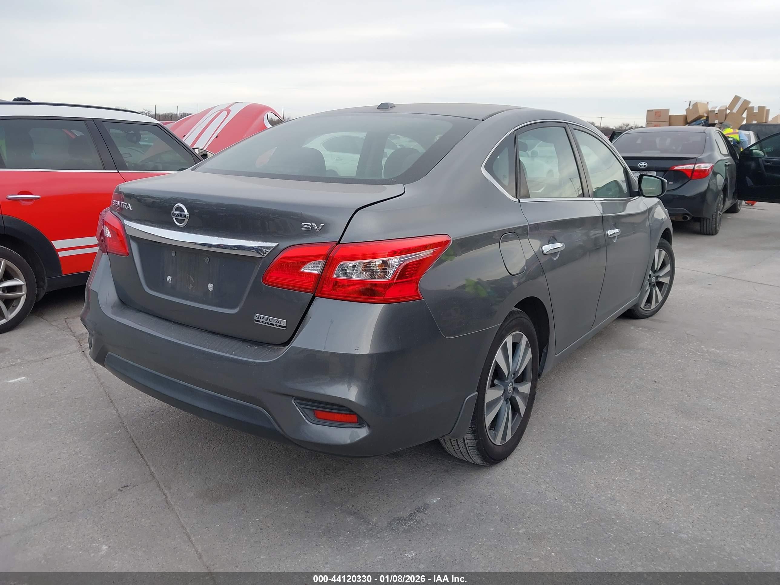 NISSAN SENTRA image 4