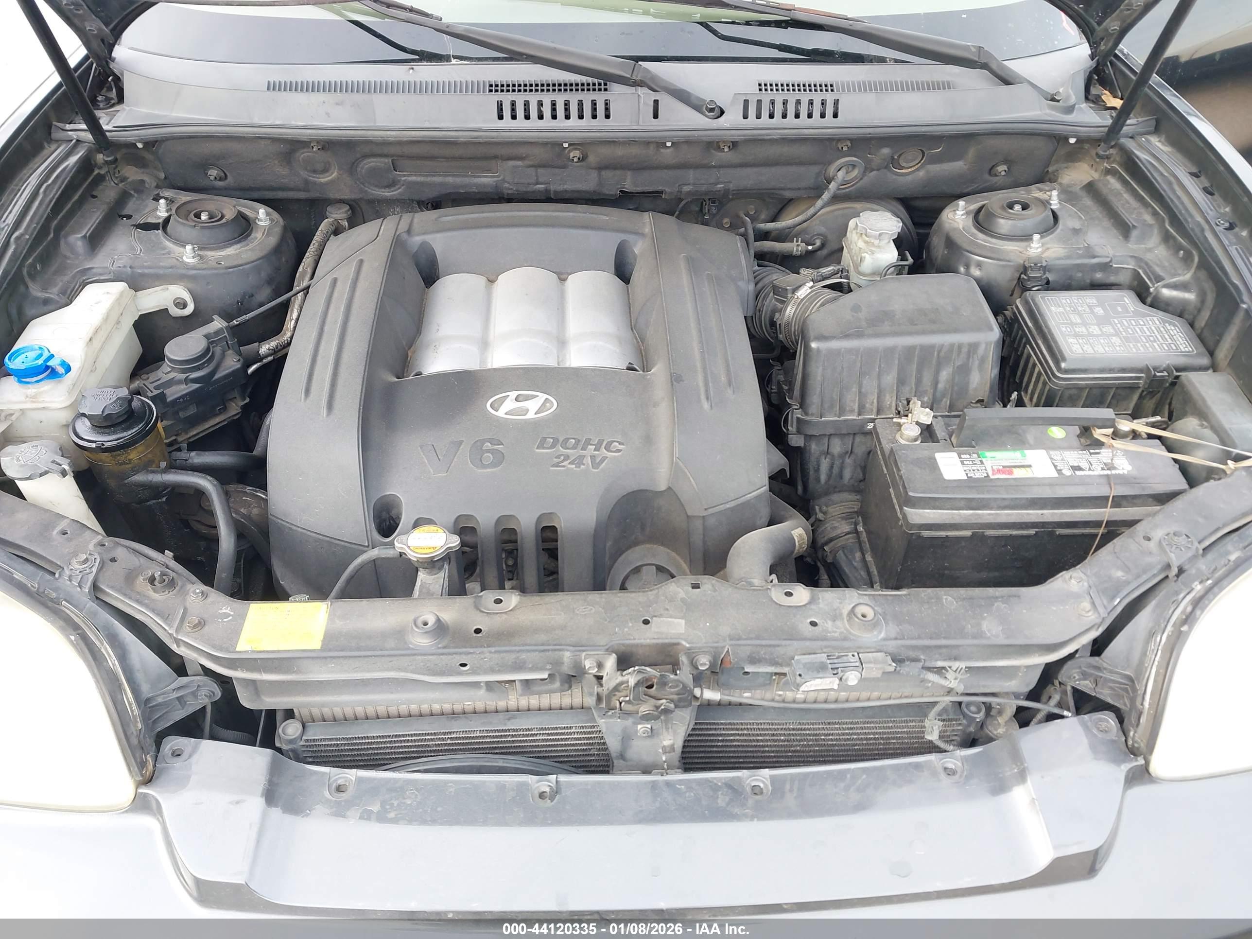 HYUNDAI SANTA image 10