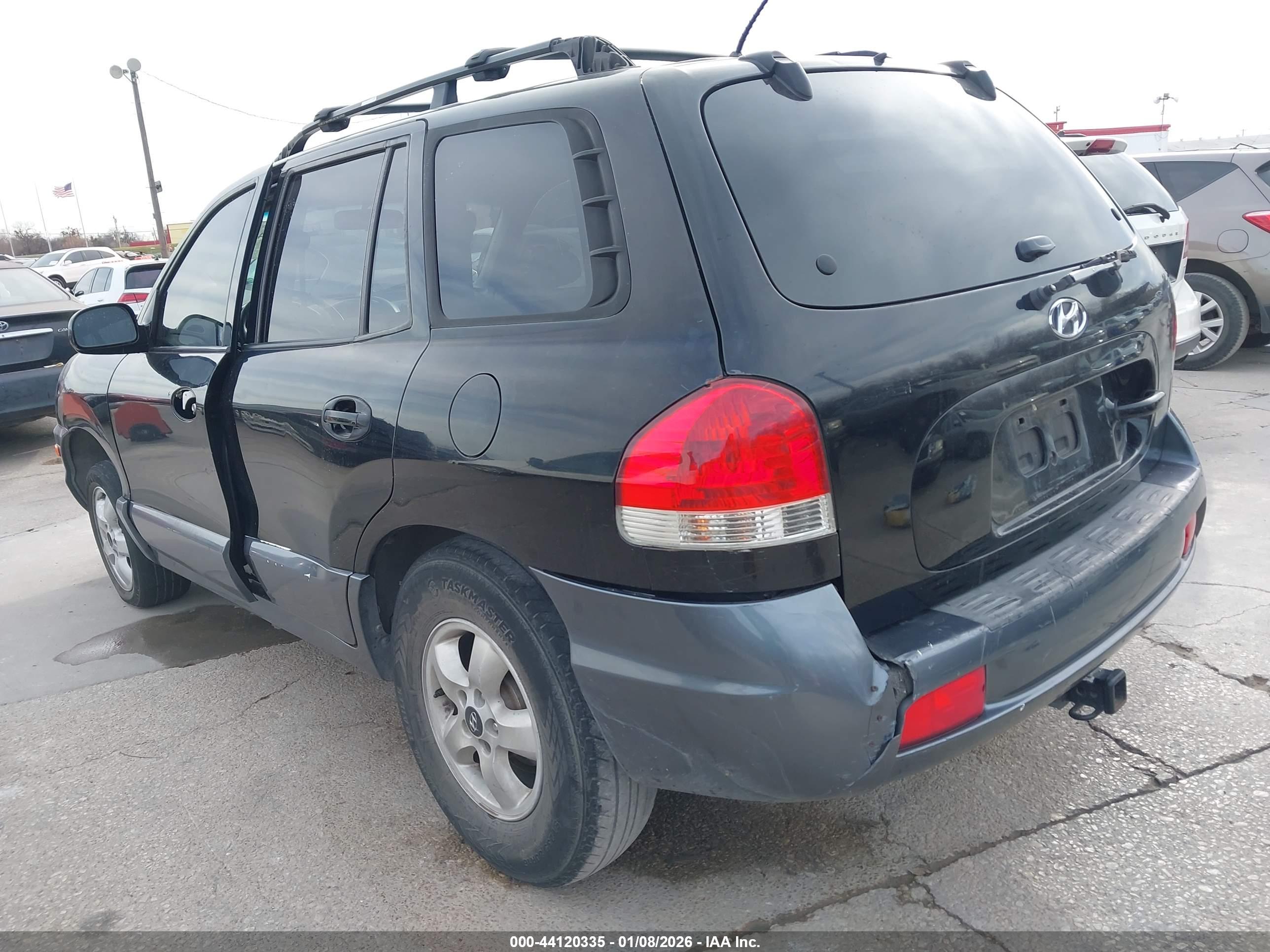 HYUNDAI SANTA image 3