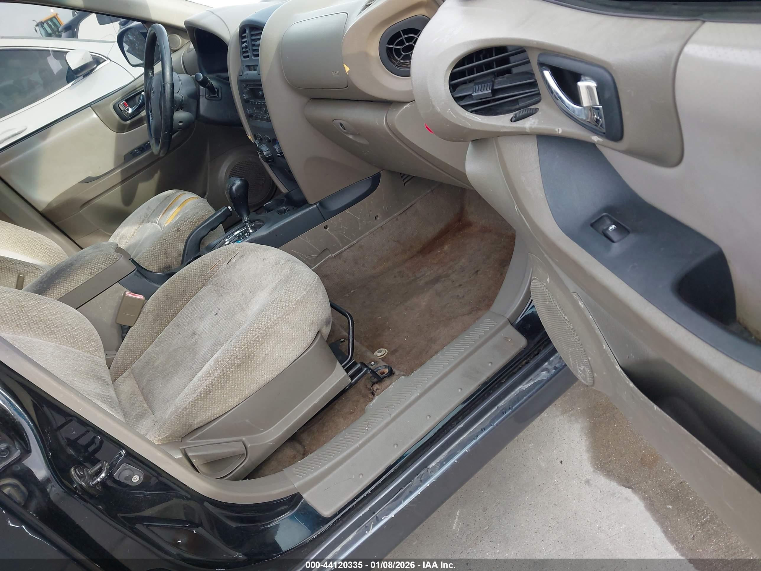 HYUNDAI SANTA image 5