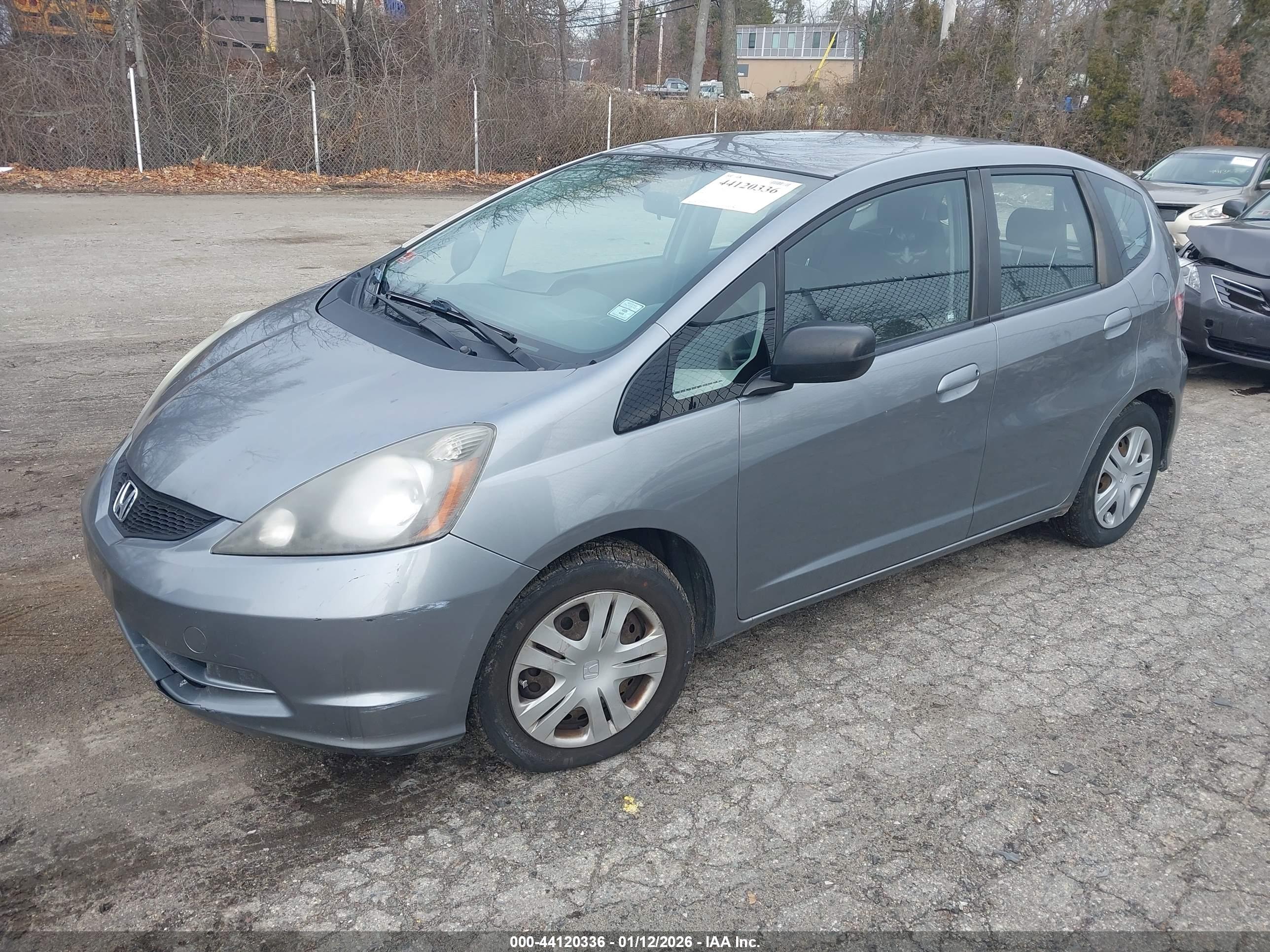 HONDA FIT image 2