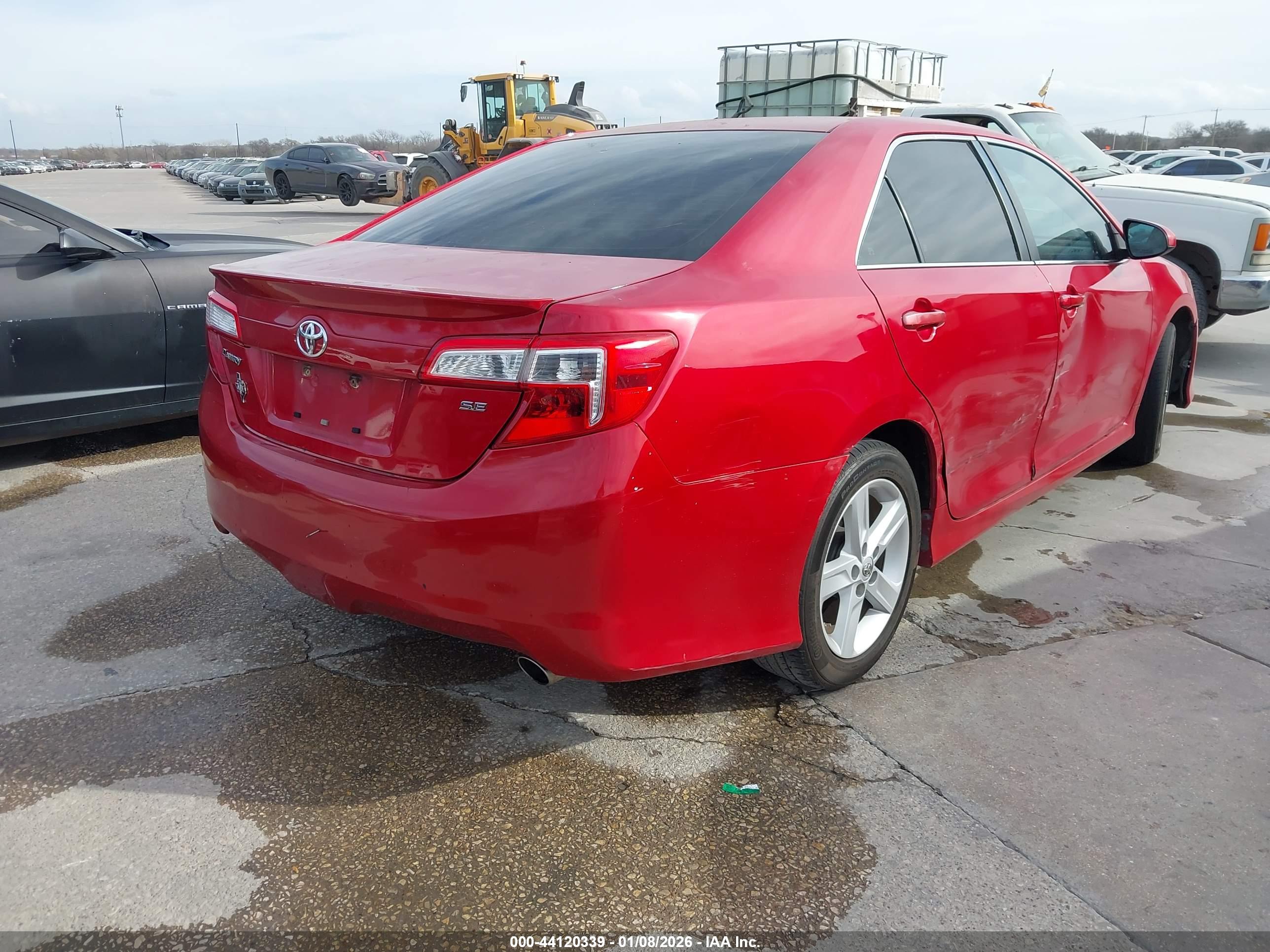 TOYOTA CAMRY image 4
