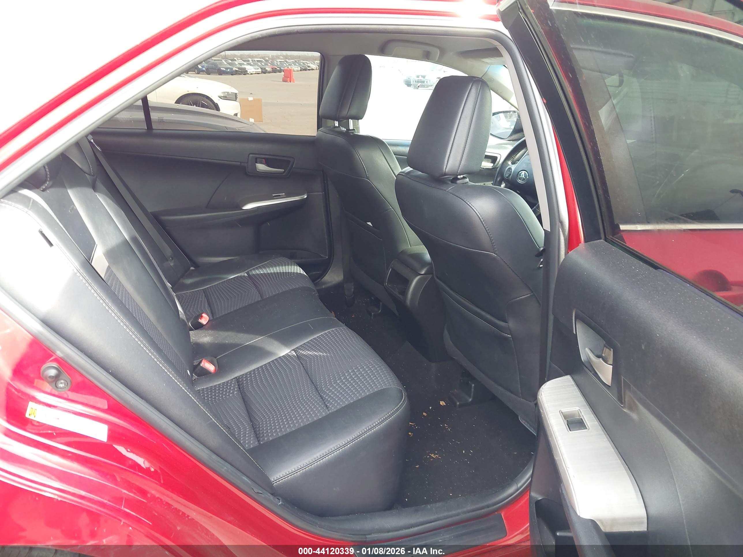 TOYOTA CAMRY image 8