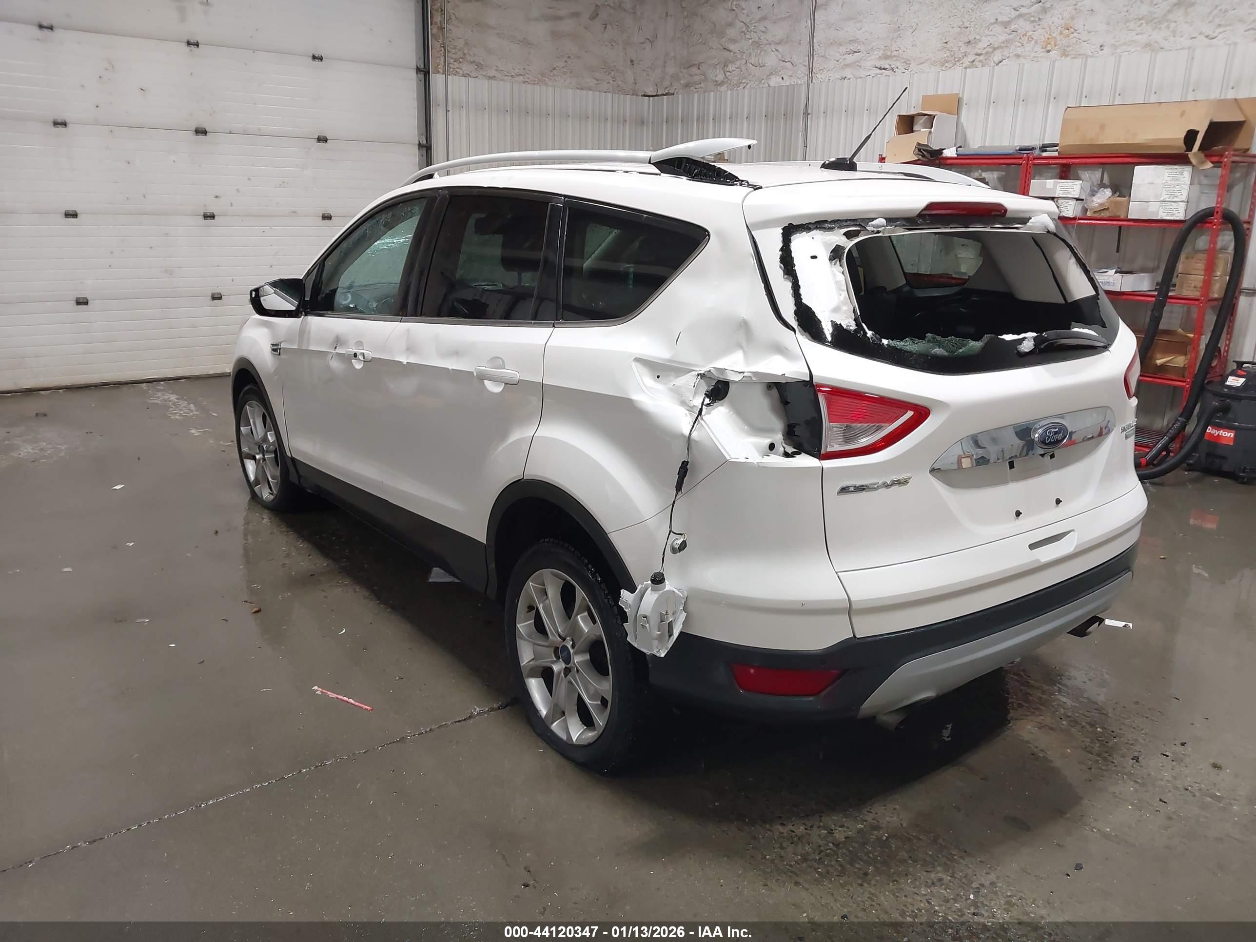 FORD ESCAPE image 3