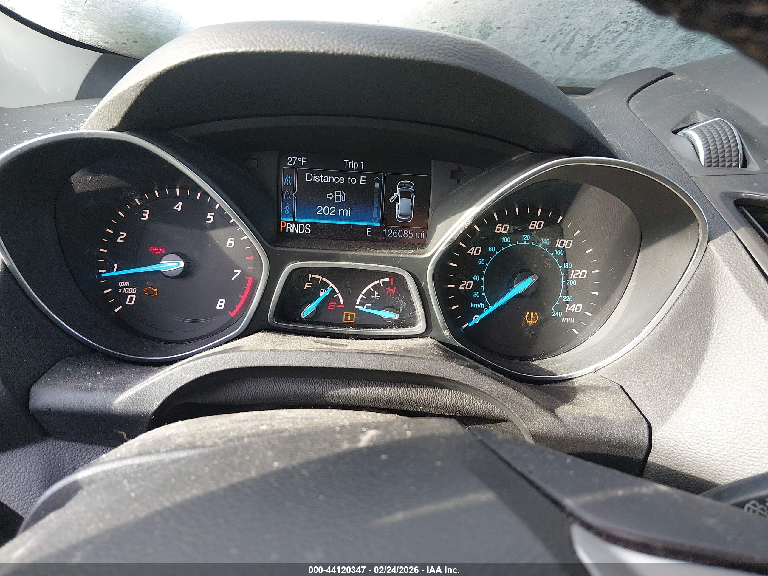 FORD ESCAPE image 7