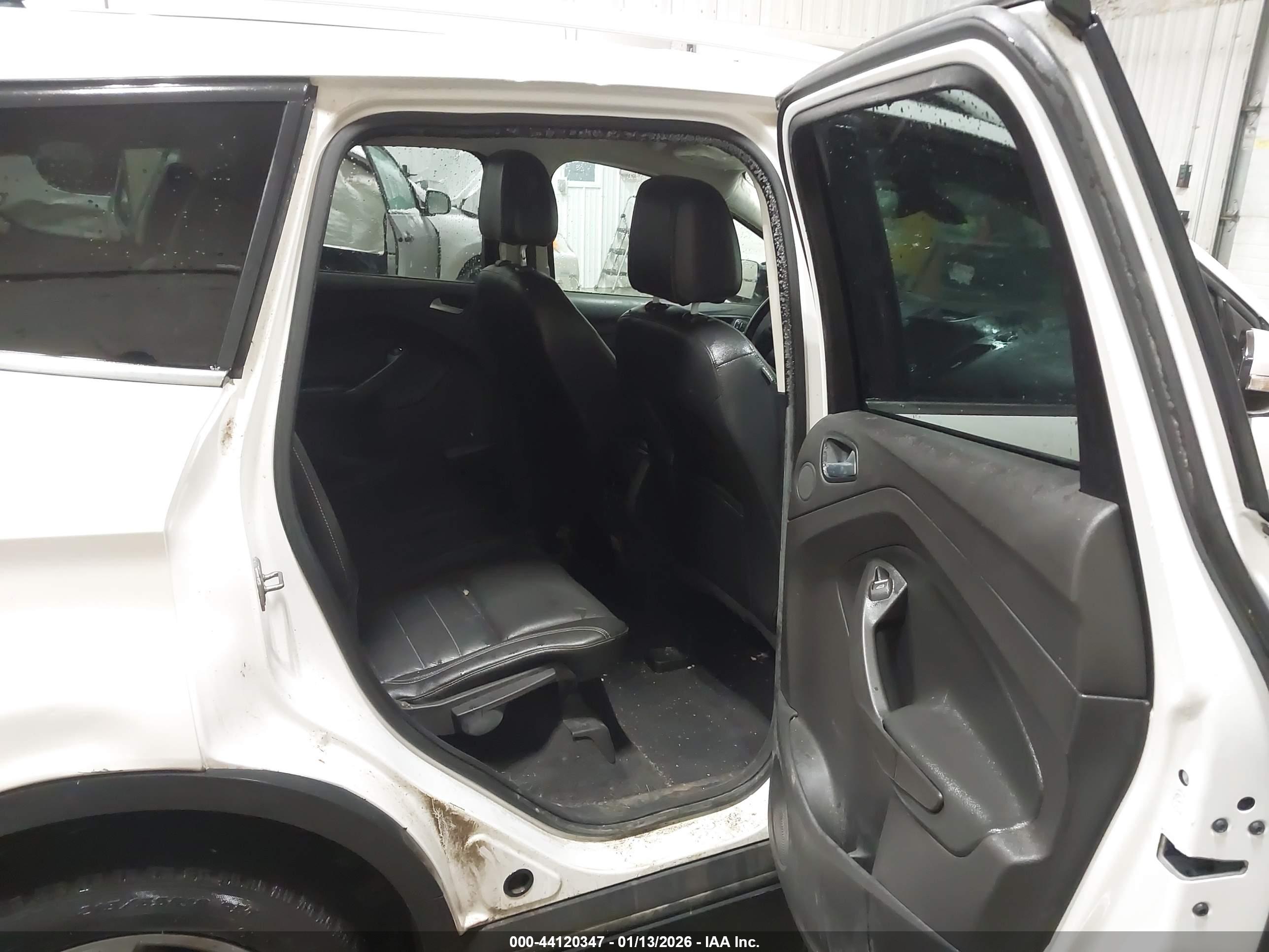 FORD ESCAPE image 8