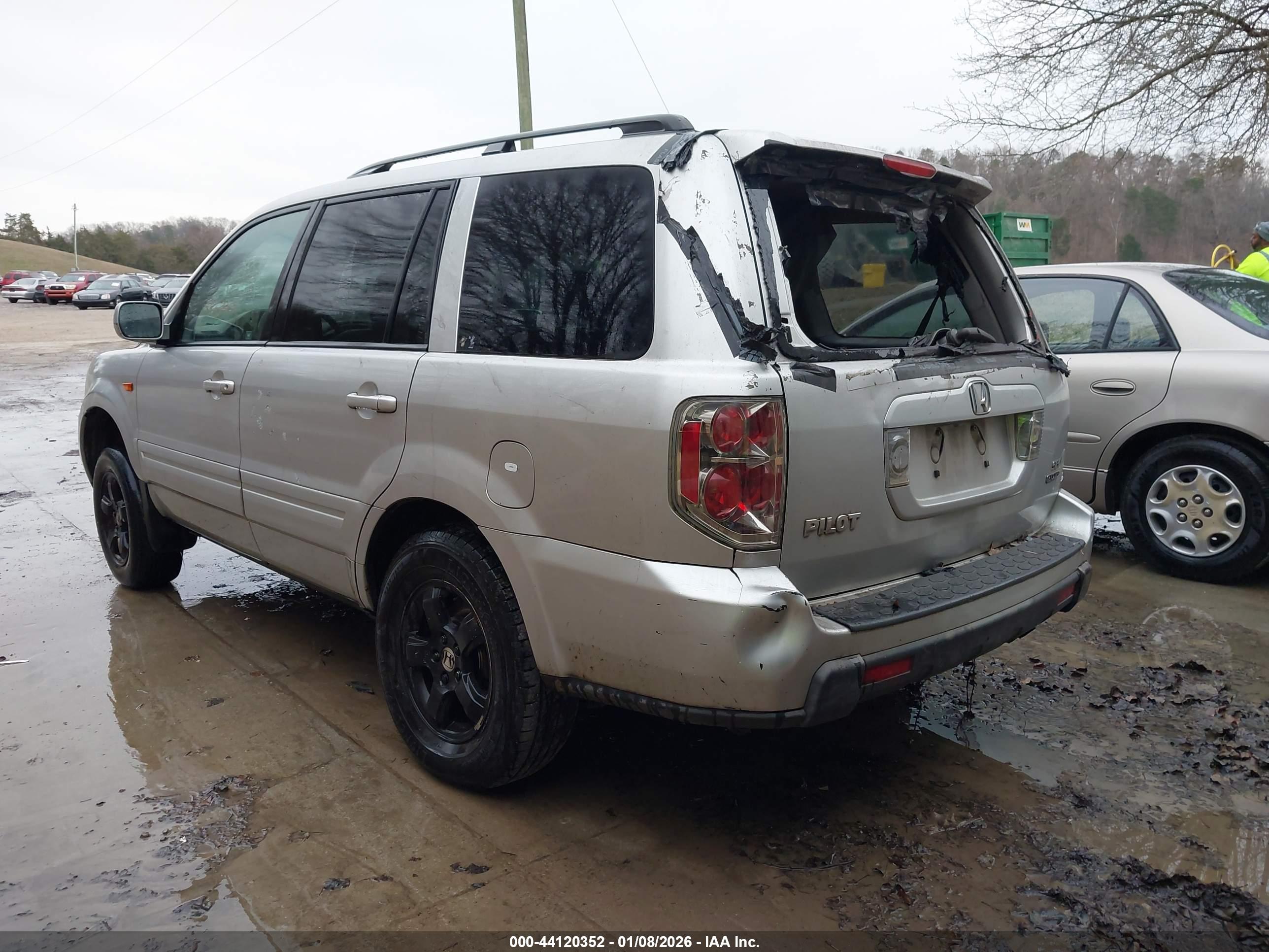 HONDA PILOT image 3