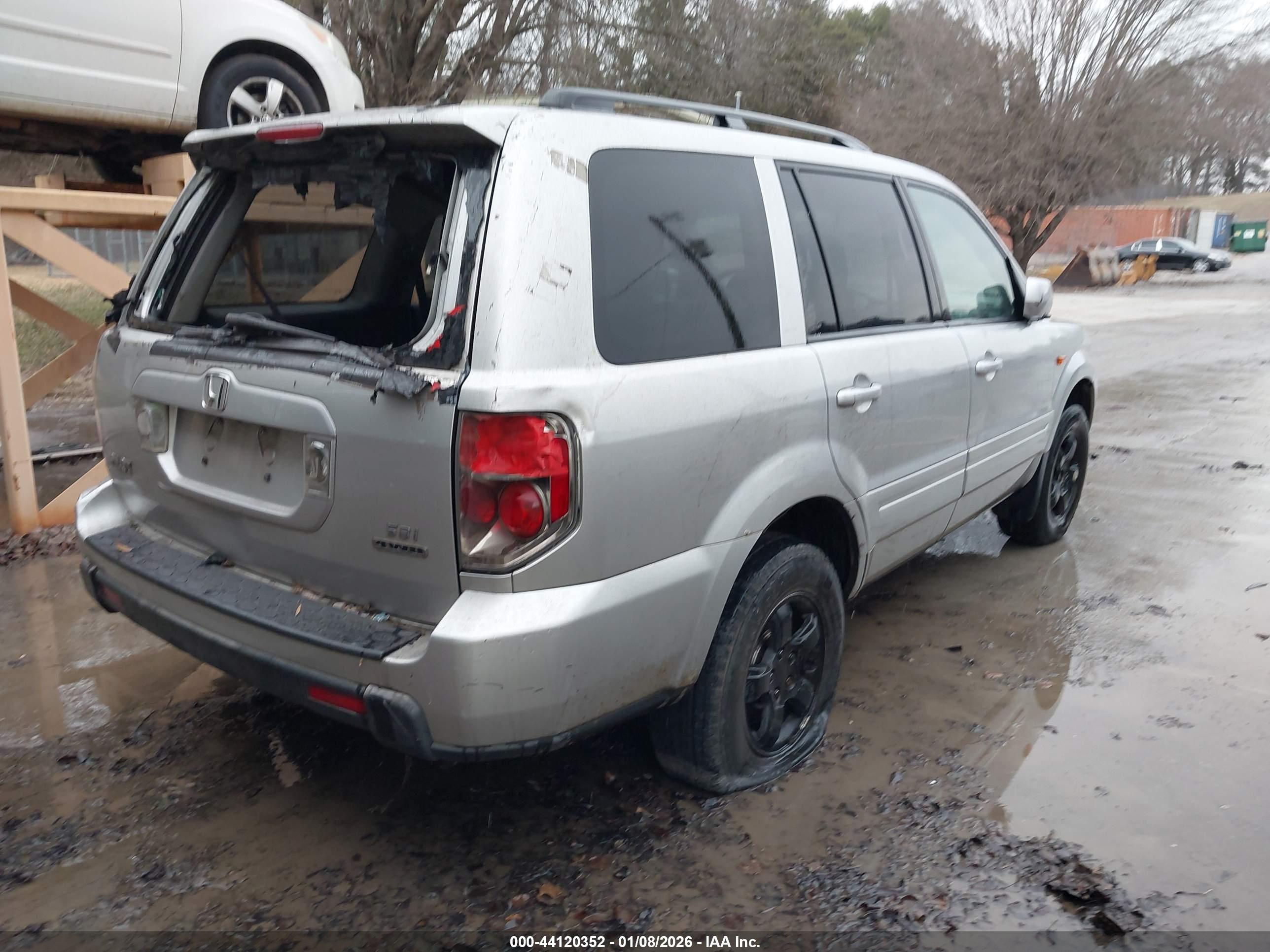 HONDA PILOT image 4