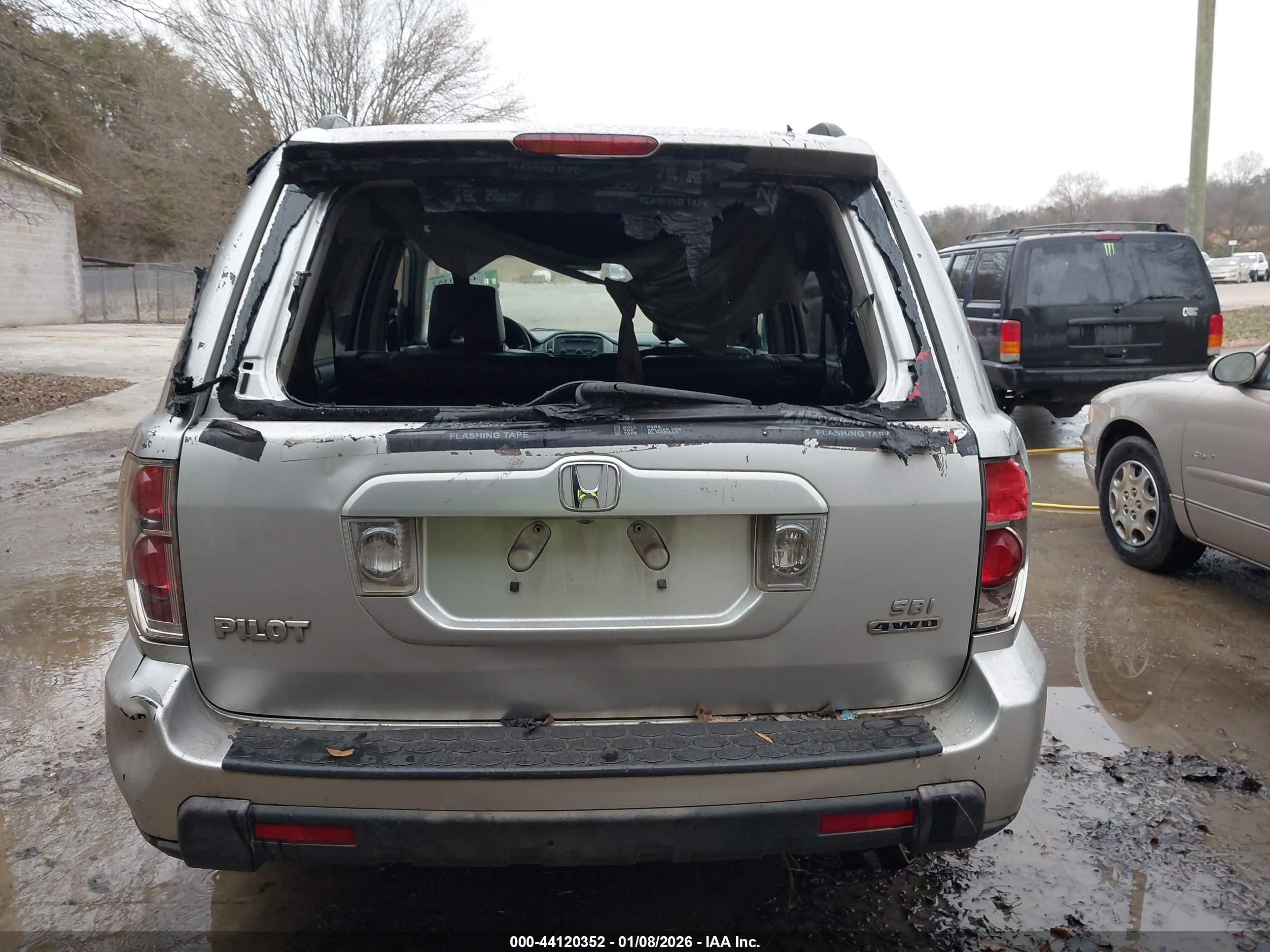 HONDA PILOT image 6