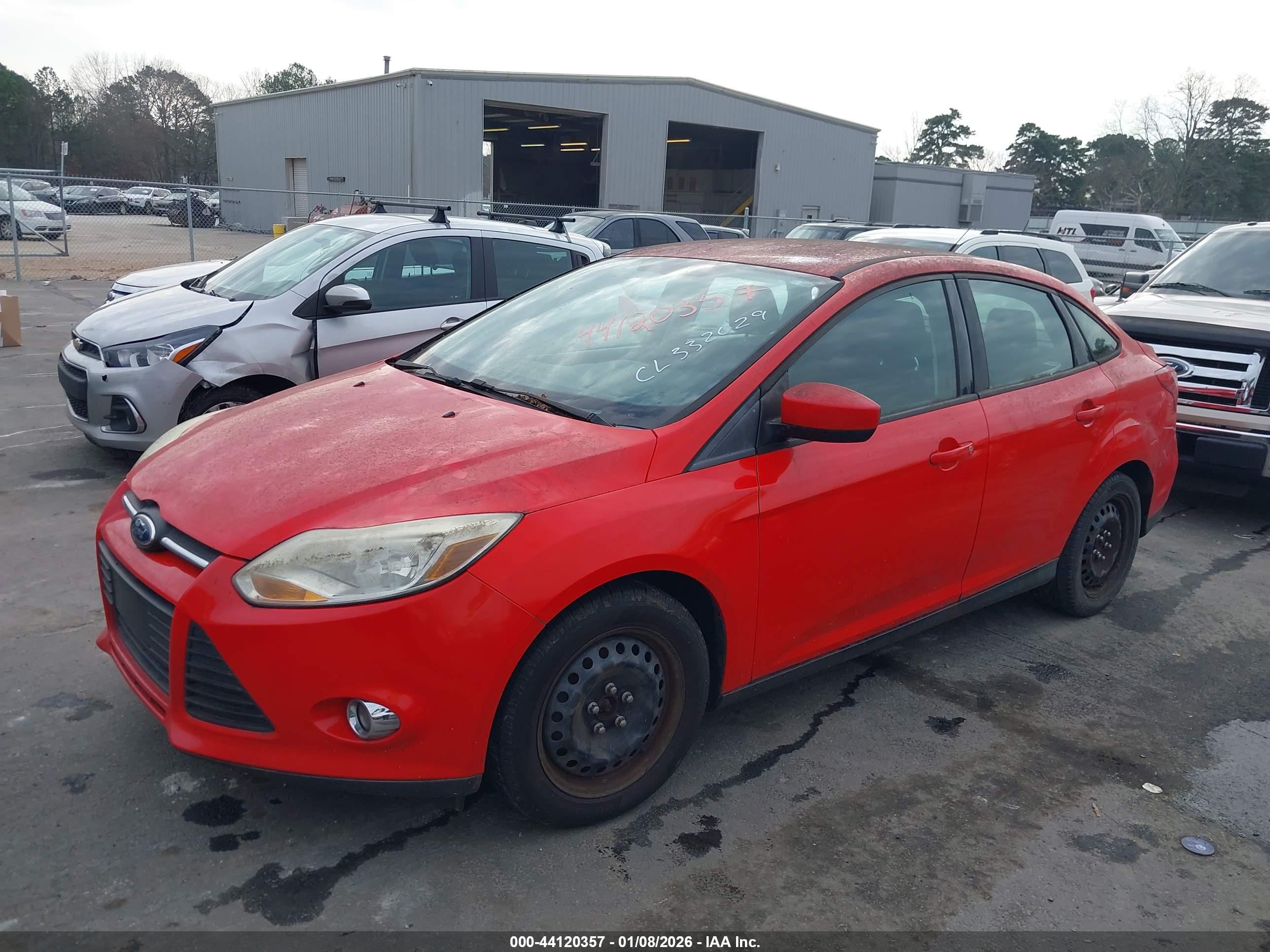 FORD FOCUS image 2