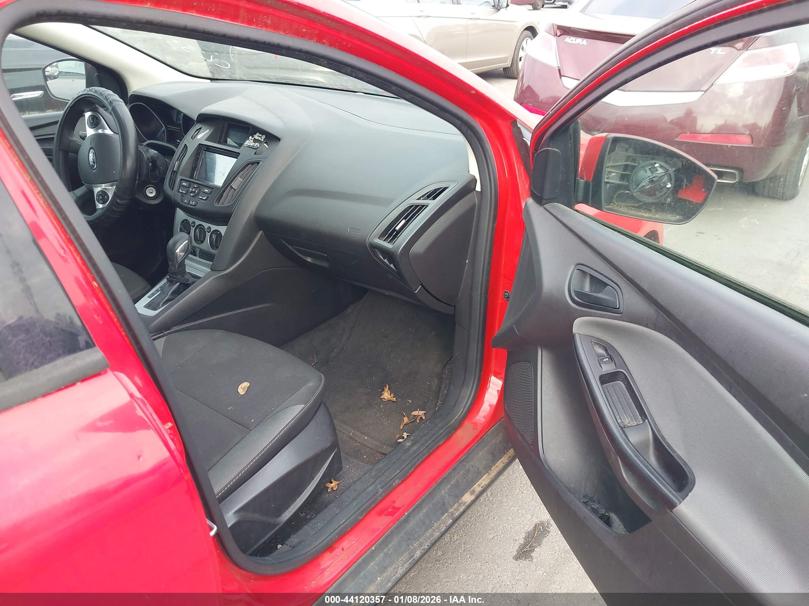 FORD FOCUS image 5