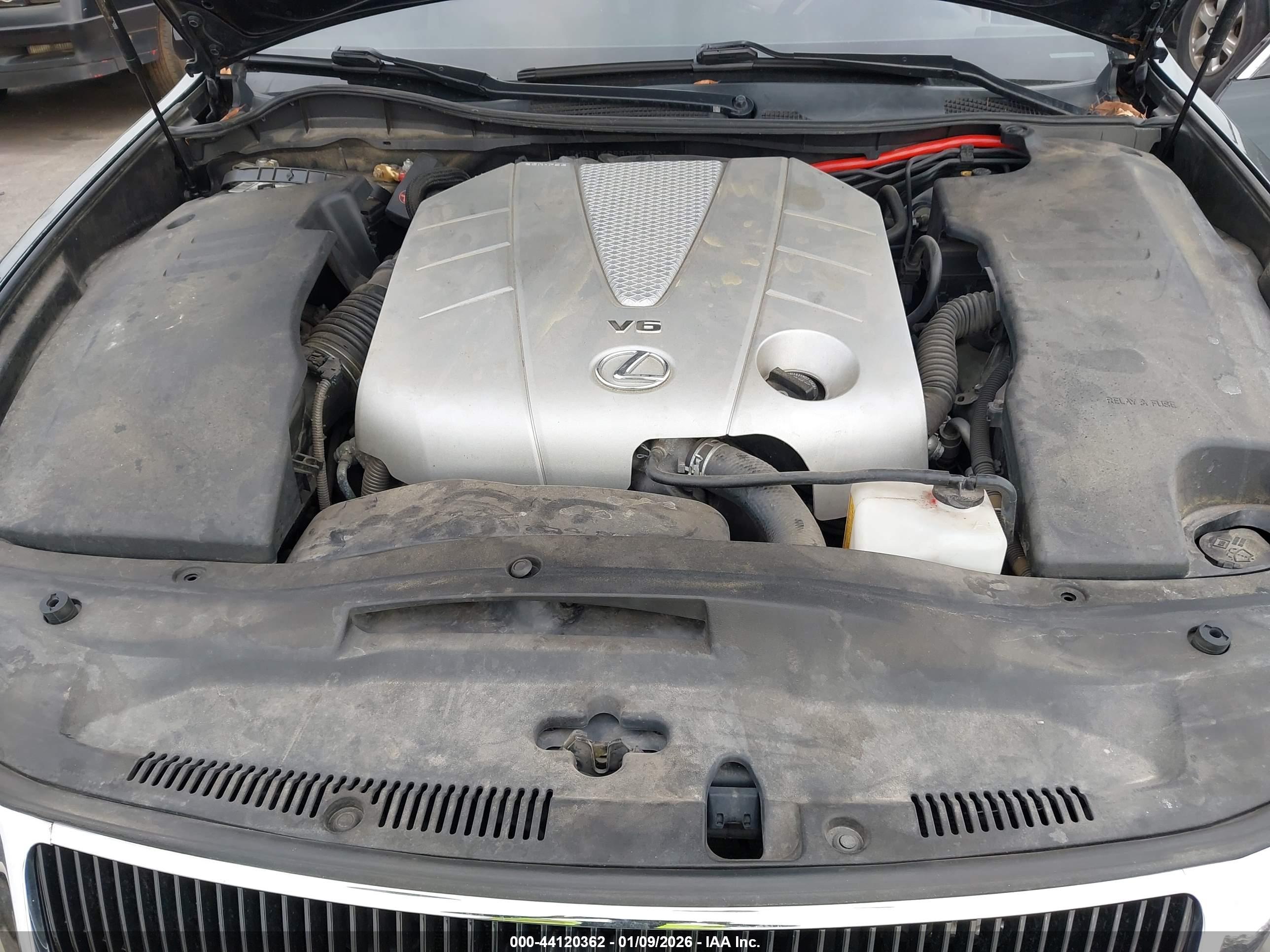 LEXUS GS image 10