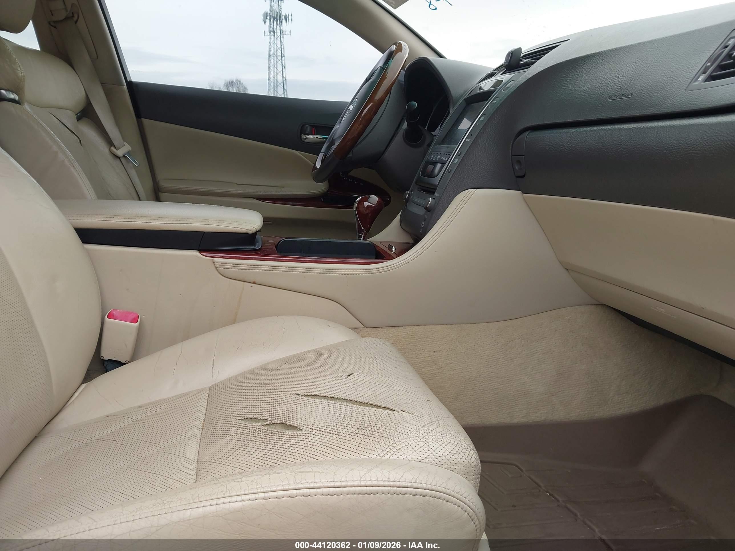 LEXUS GS image 5