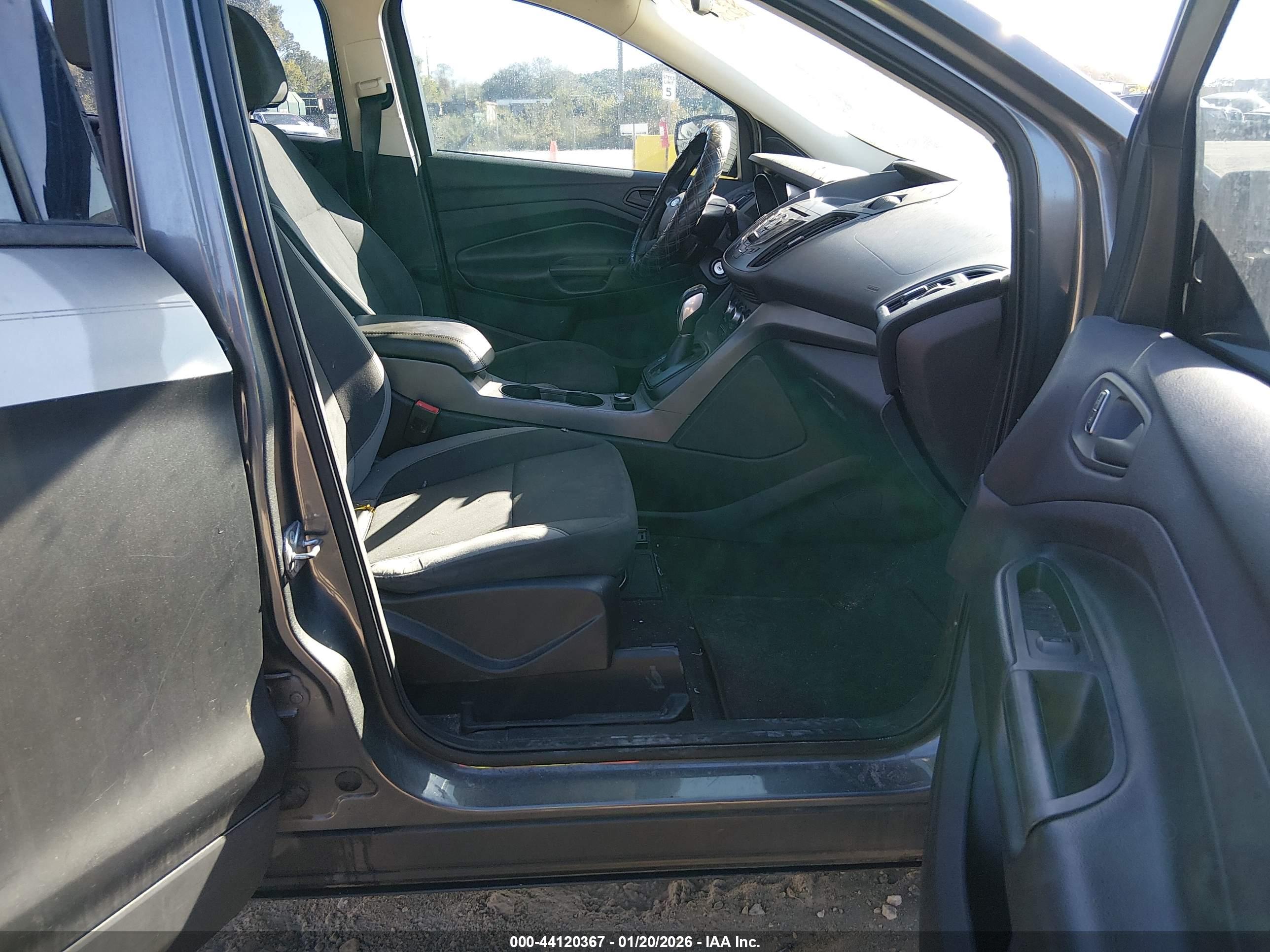 FORD ESCAPE image 5