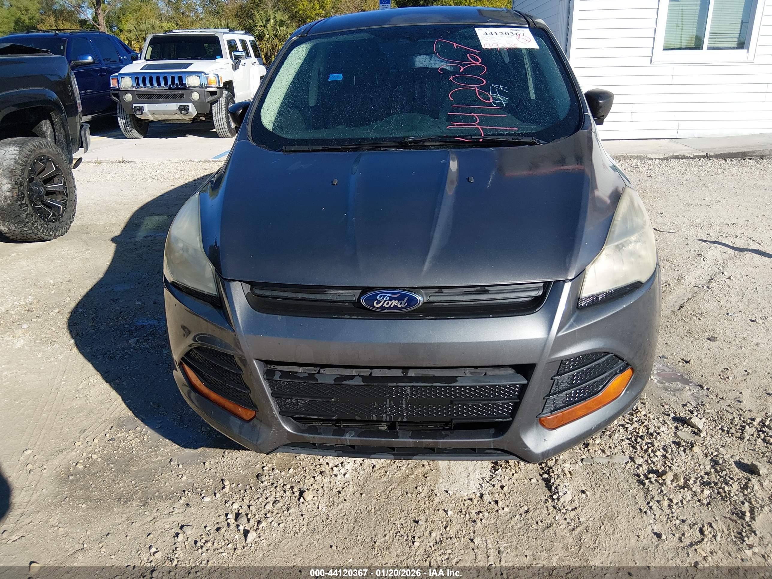 FORD ESCAPE image 6