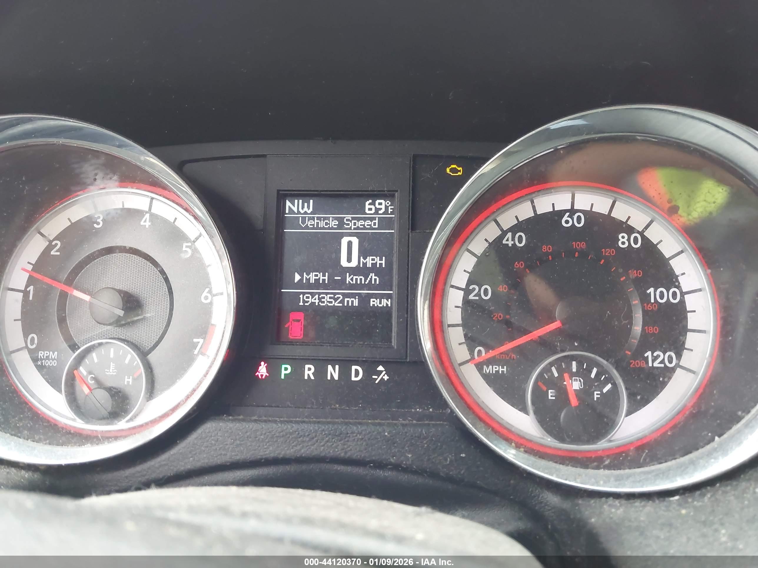 DODGE GRAND image 7