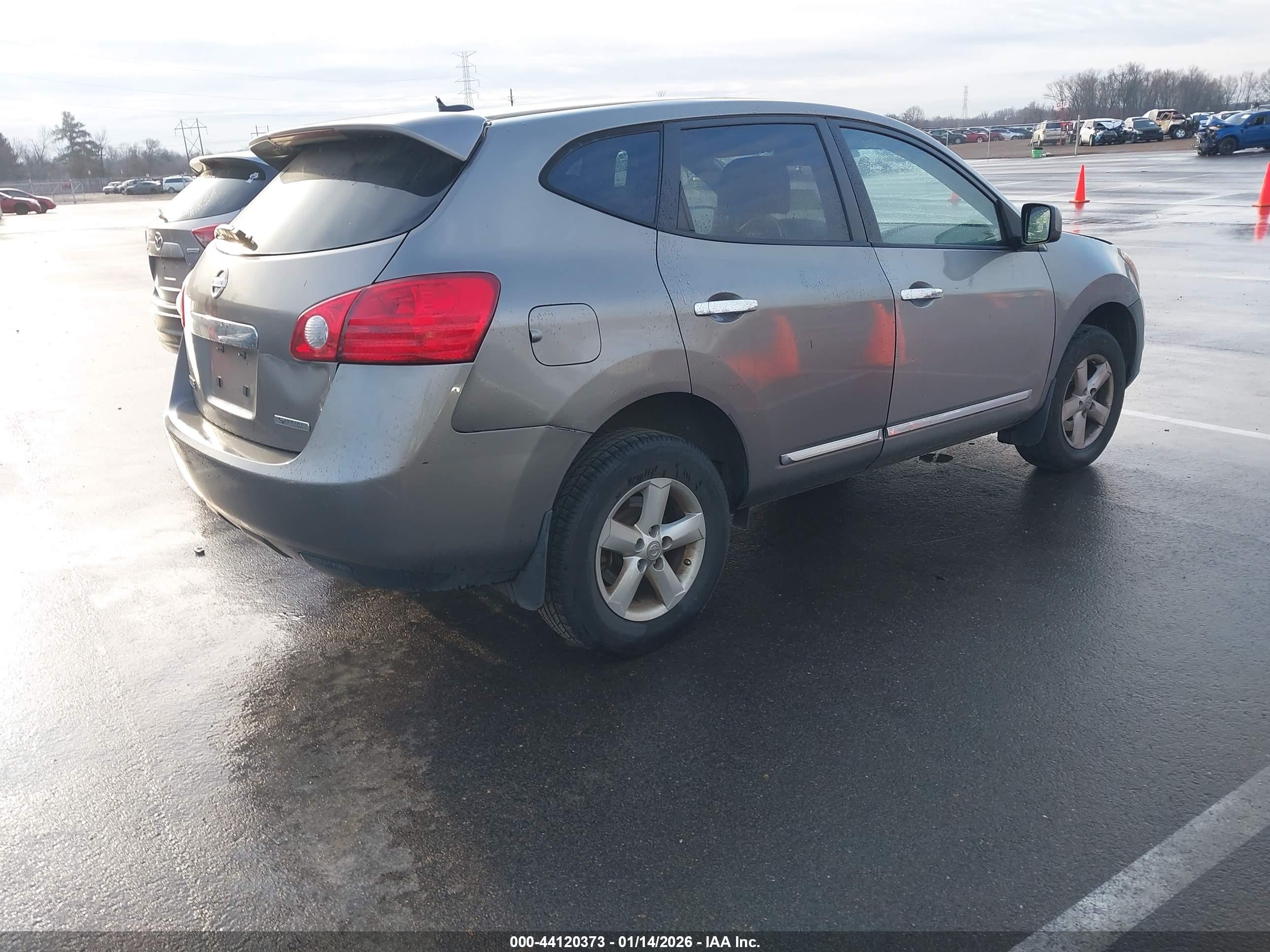 NISSAN ROGUE image 4