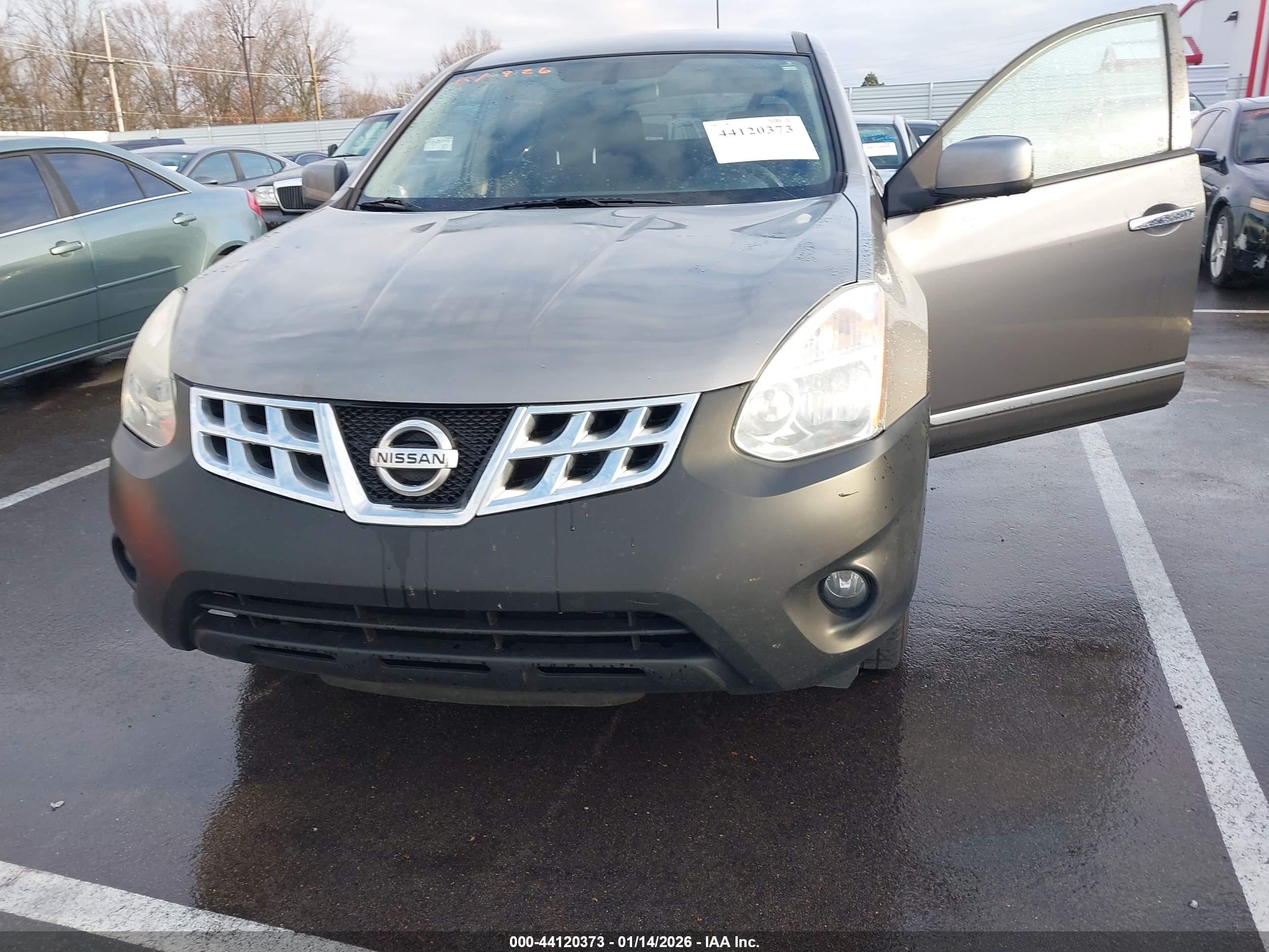 NISSAN ROGUE image 6