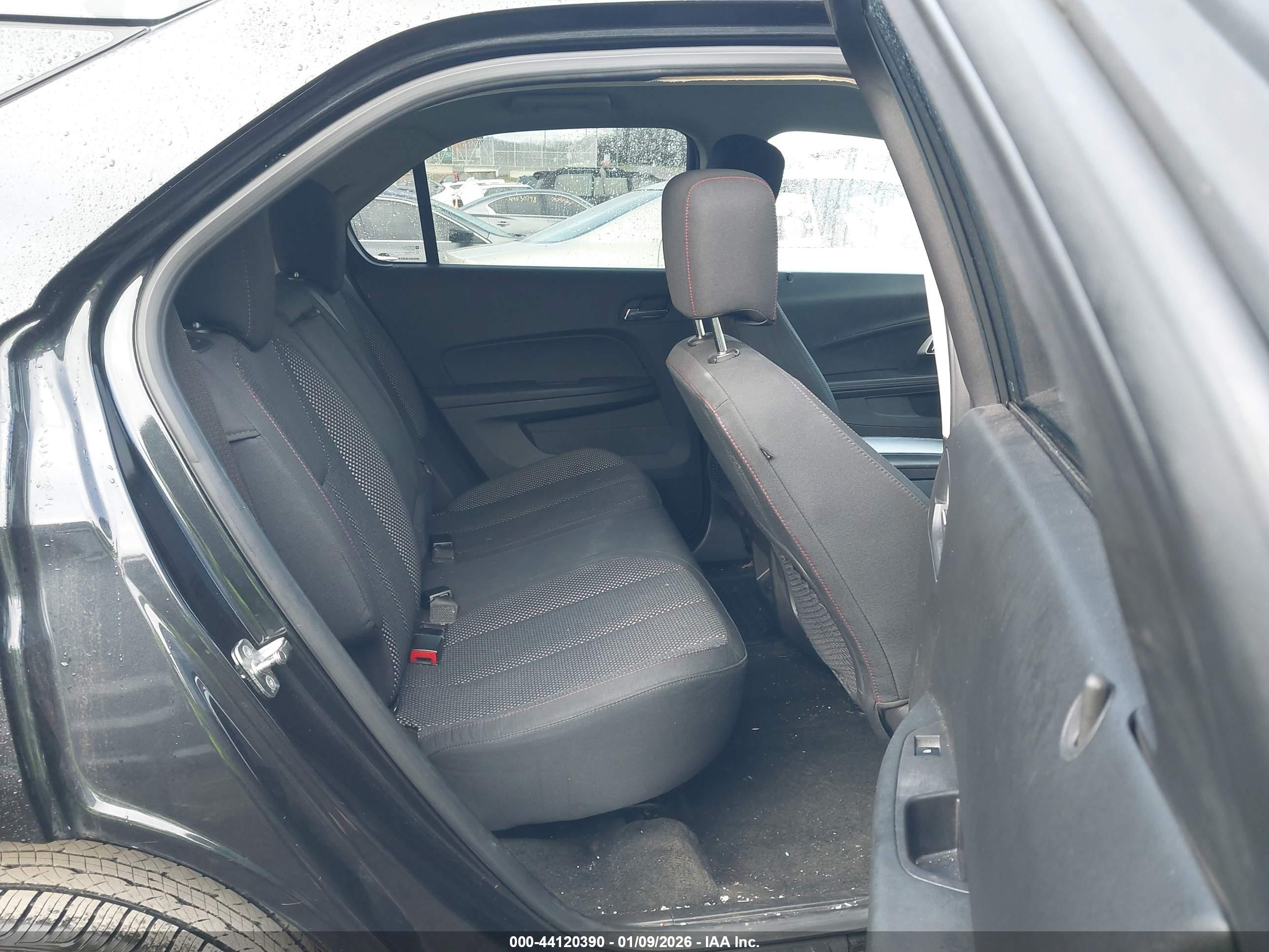 CHEVROLET EQUINOX image 8