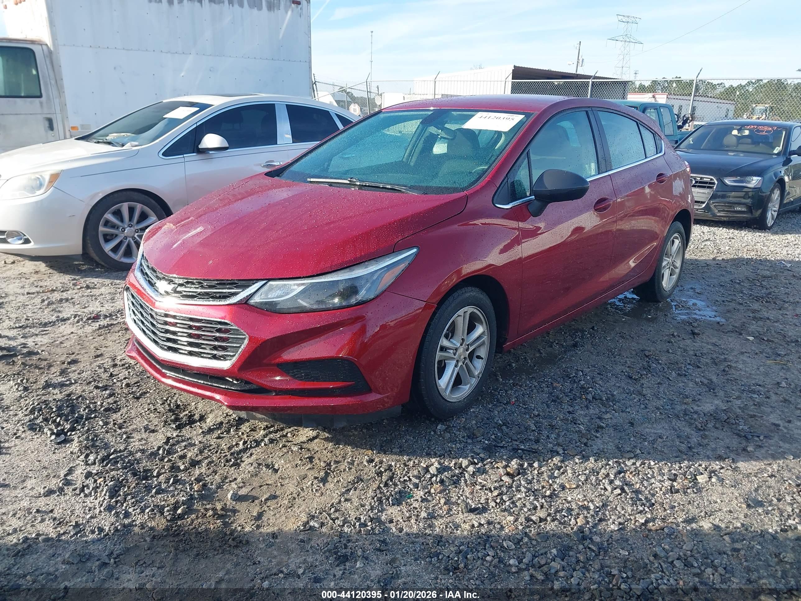 CHEVROLET CRUZE image 2