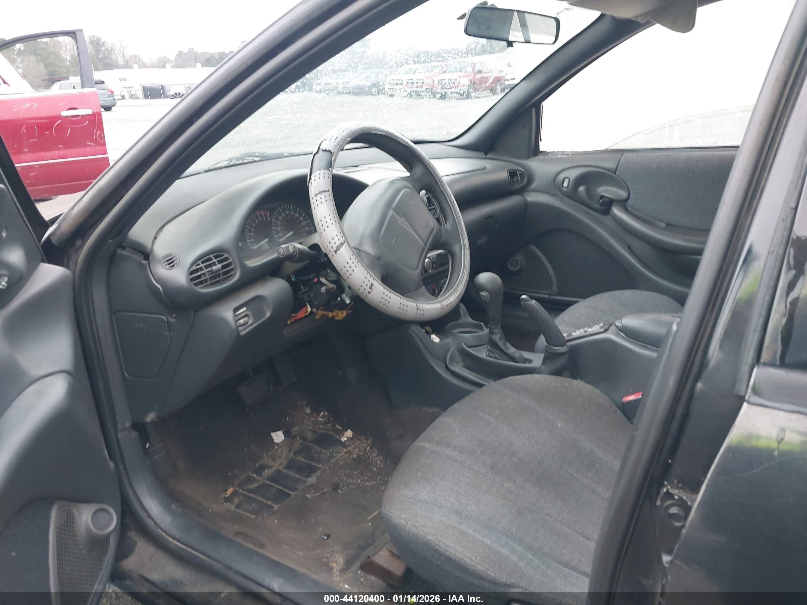 PONTIAC SUNFIRE image 5